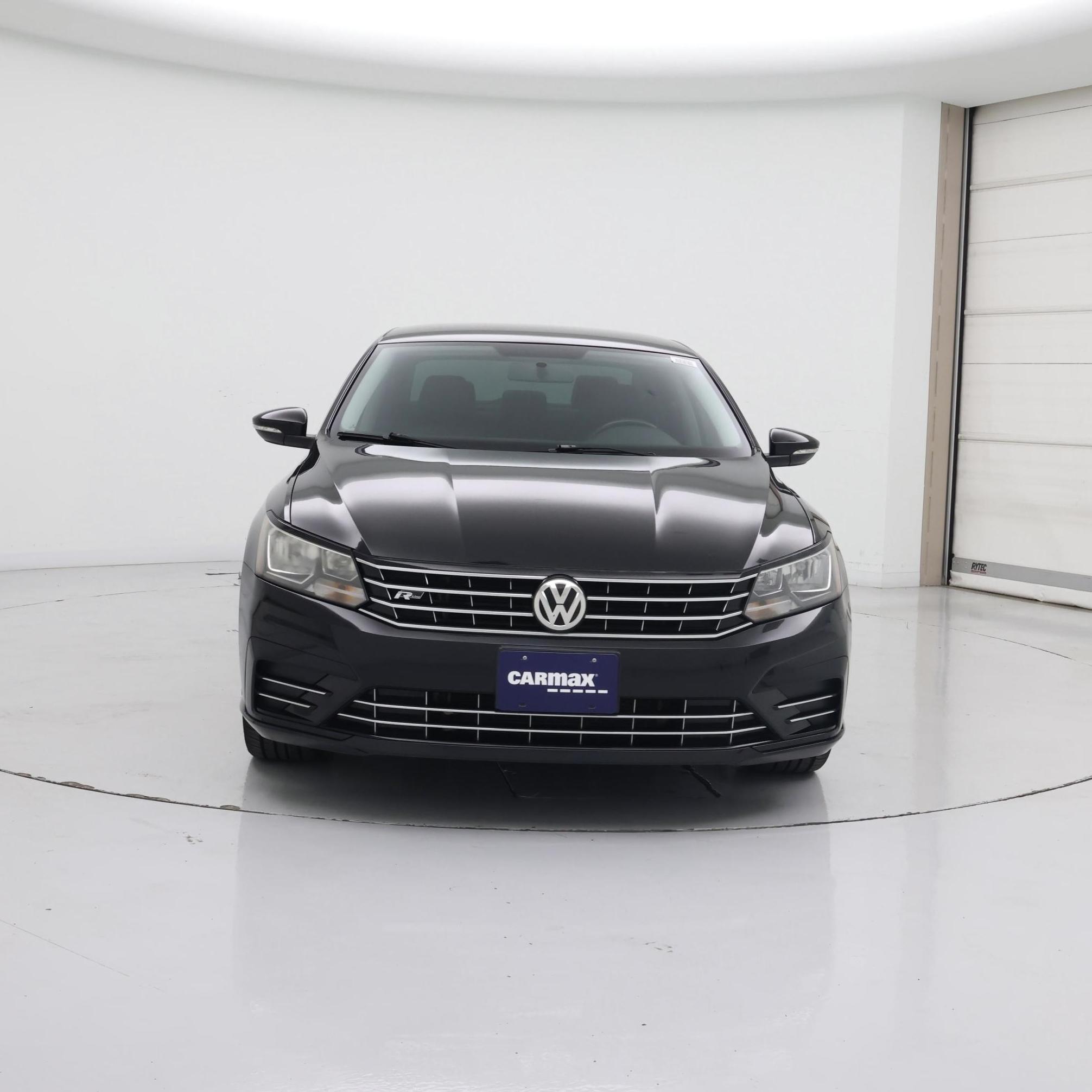 Thumbnail: 2018 Volkswagen Passat - 5