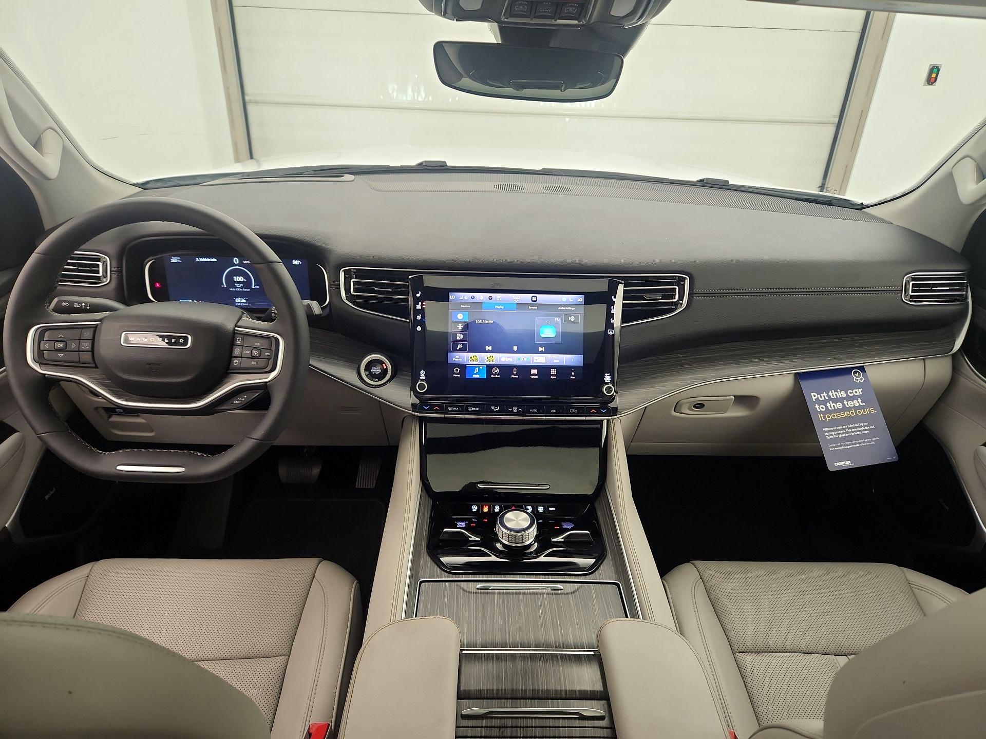 Thumbnail: 2024 Jeep Wagoneer - 9