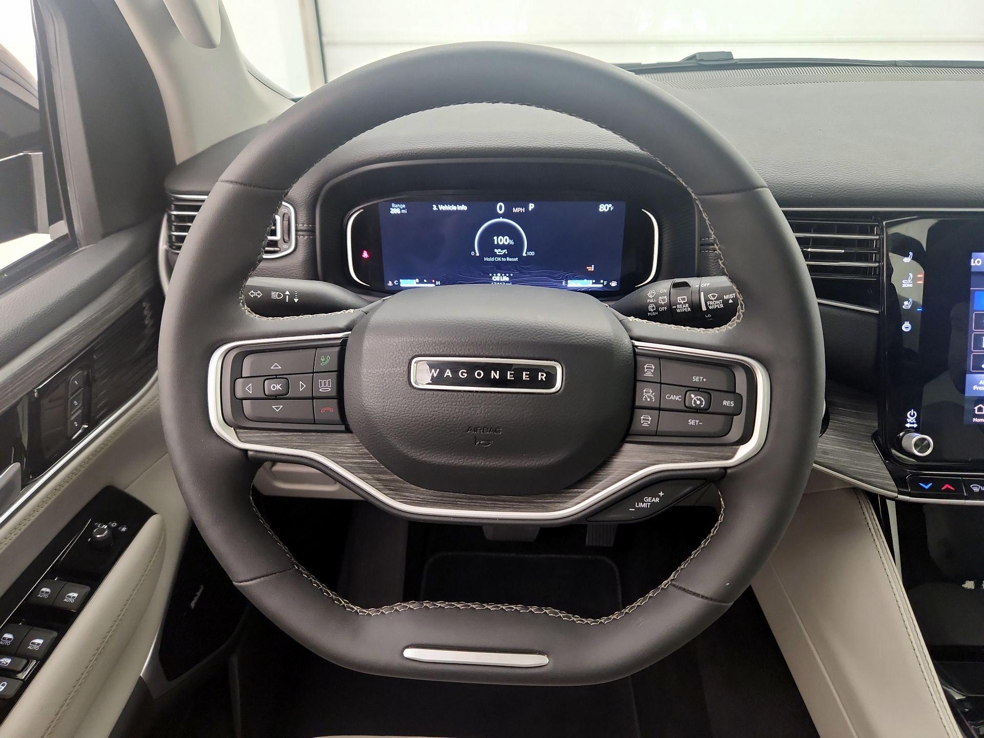 Thumbnail: 2024 Jeep Wagoneer - 10