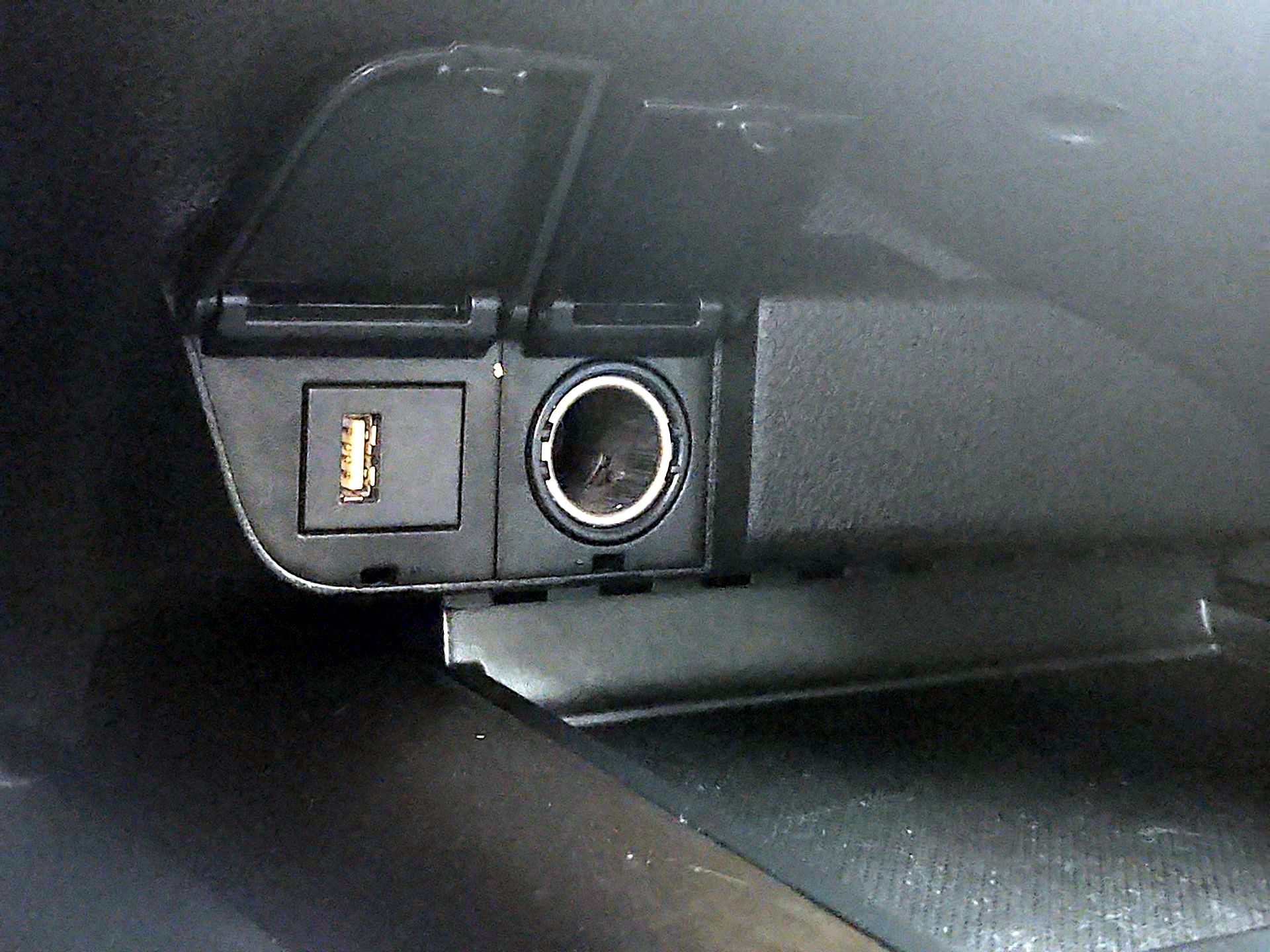 Thumbnail: 2022 Toyota Camry - 18