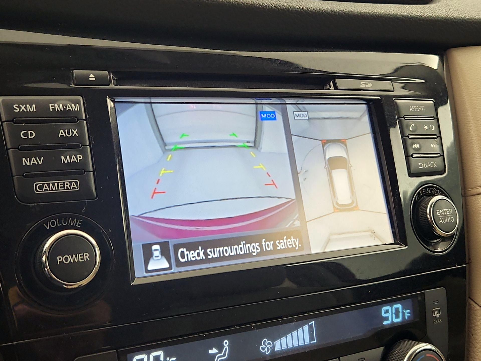 Thumbnail: 2017 Nissan Rogue - 14