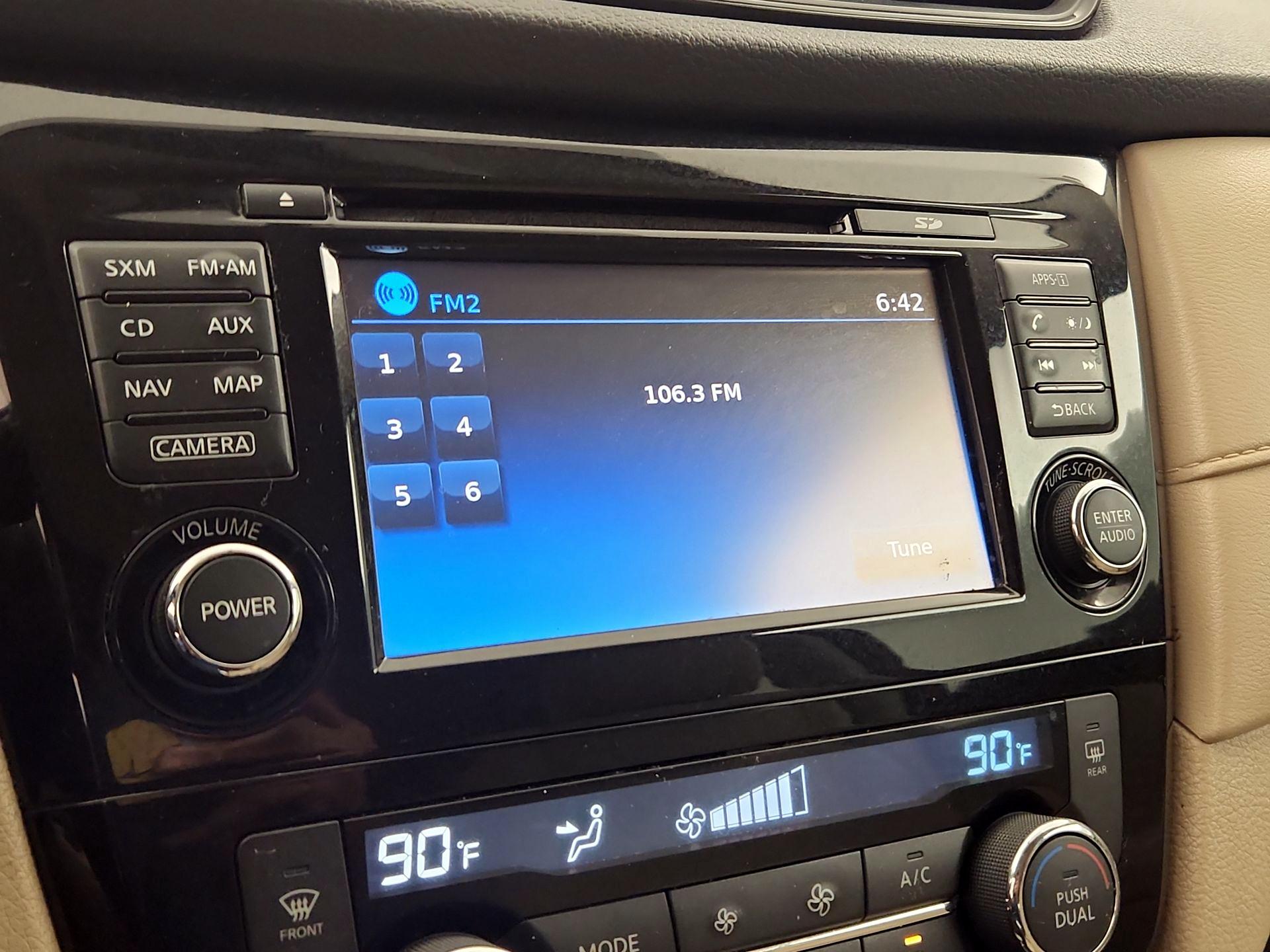 Thumbnail: 2017 Nissan Rogue - 15