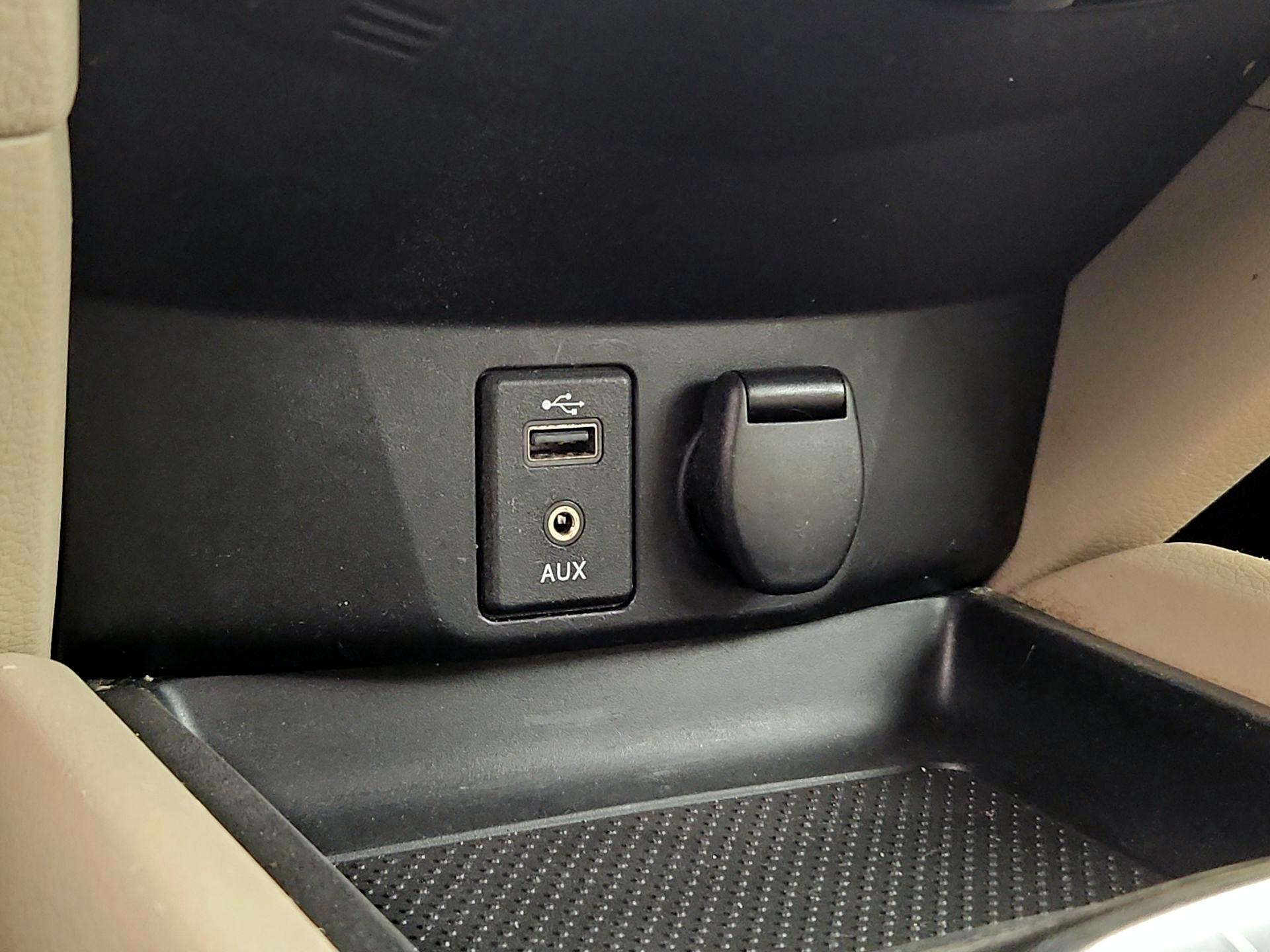 Thumbnail: 2017 Nissan Rogue - 18