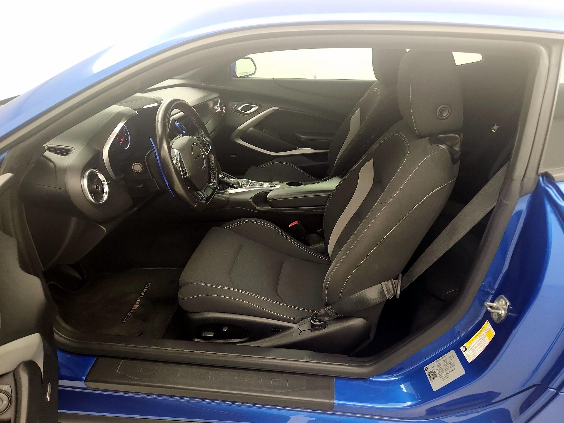 Thumbnail: 2018 Chevrolet Camaro - 11