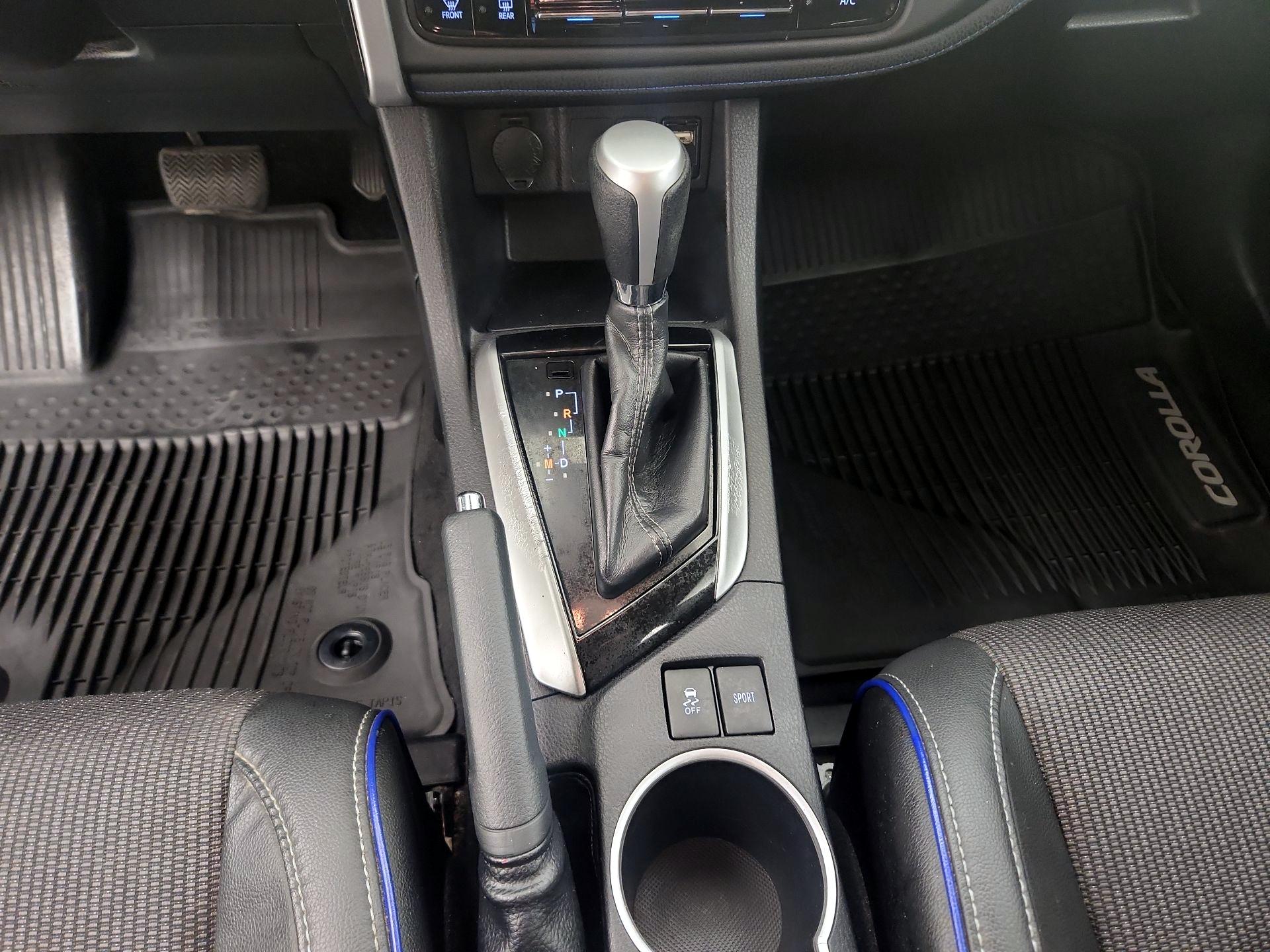 Thumbnail: 2019 Toyota Corolla - 17