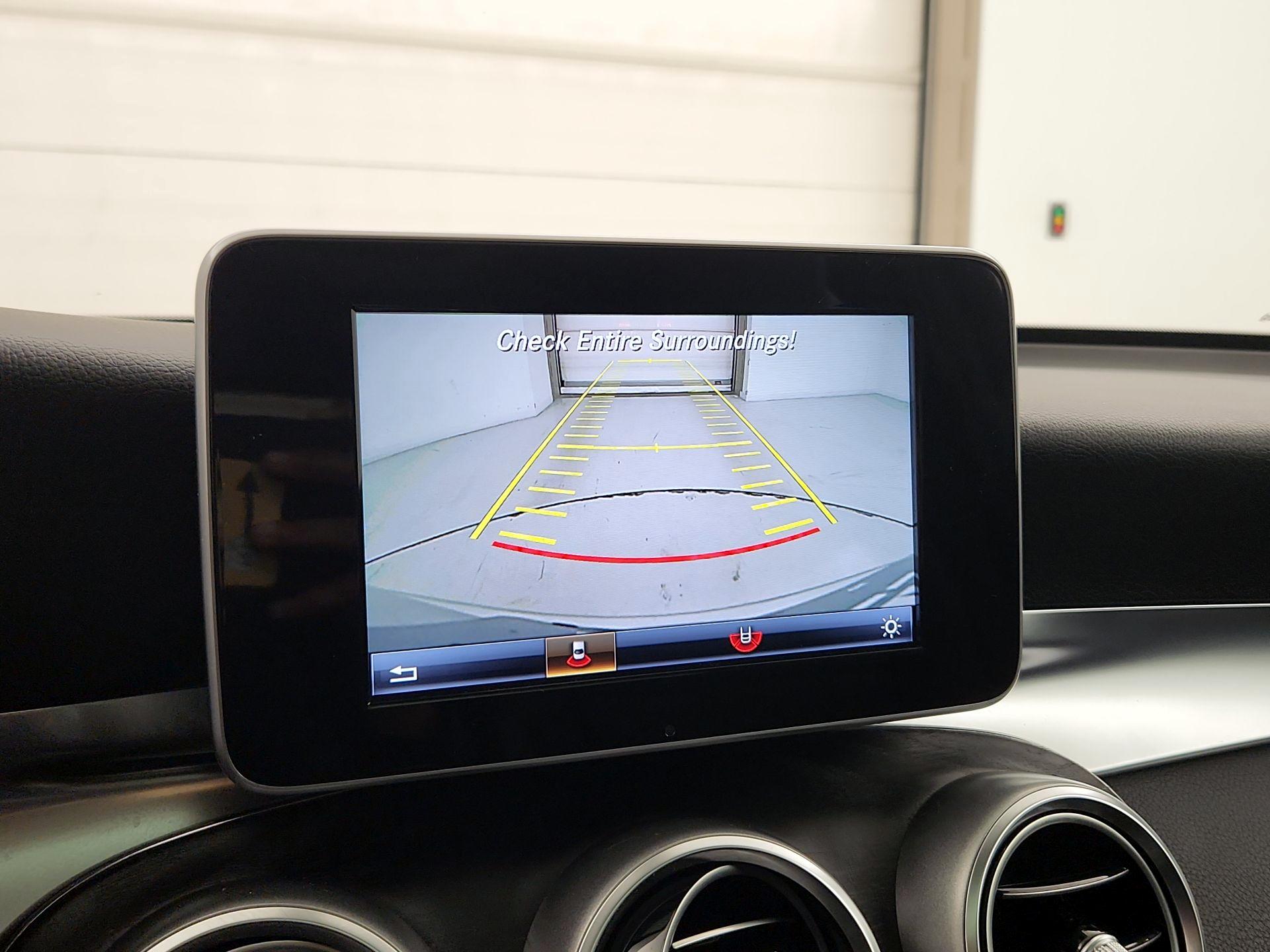 Thumbnail: 2016 Mercedes-Benz GLC - 14