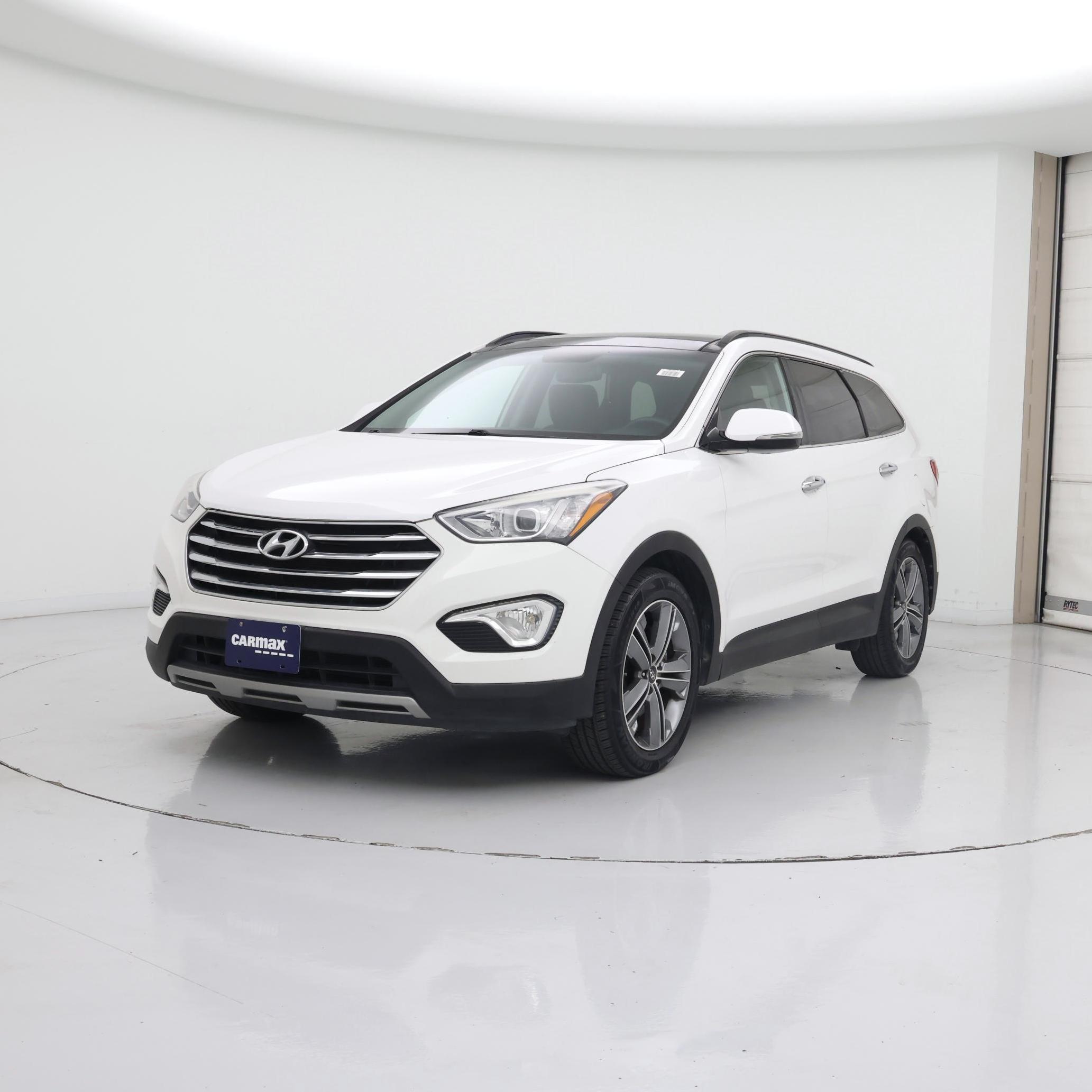 Thumbnail: 2015 Hyundai Santa Fe - 4