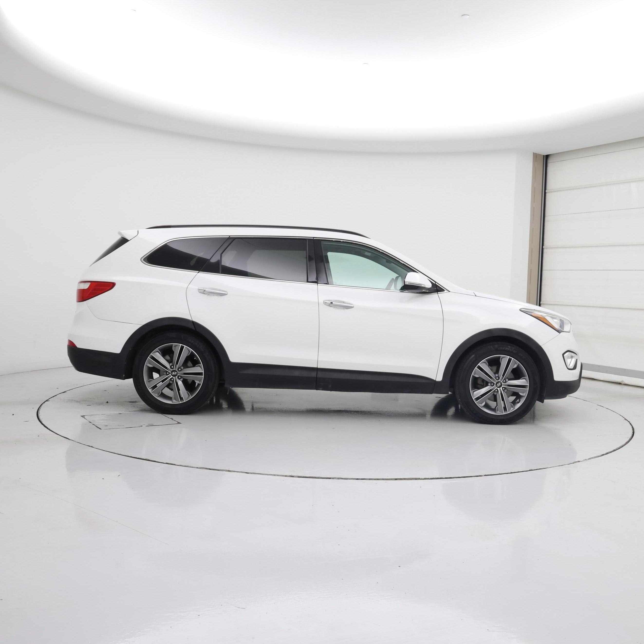 Thumbnail: 2015 Hyundai Santa Fe - 7