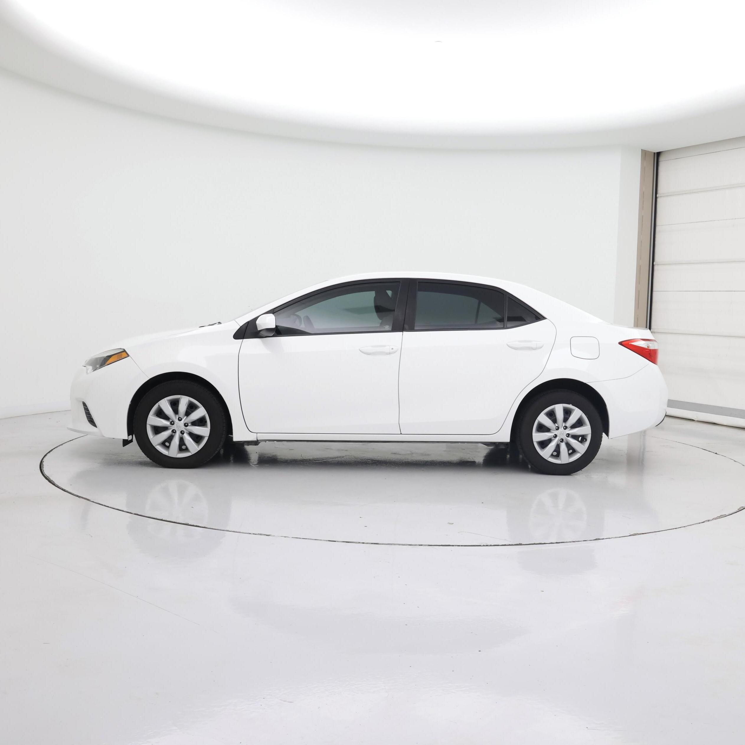 Thumbnail: 2016 Toyota Corolla - 3