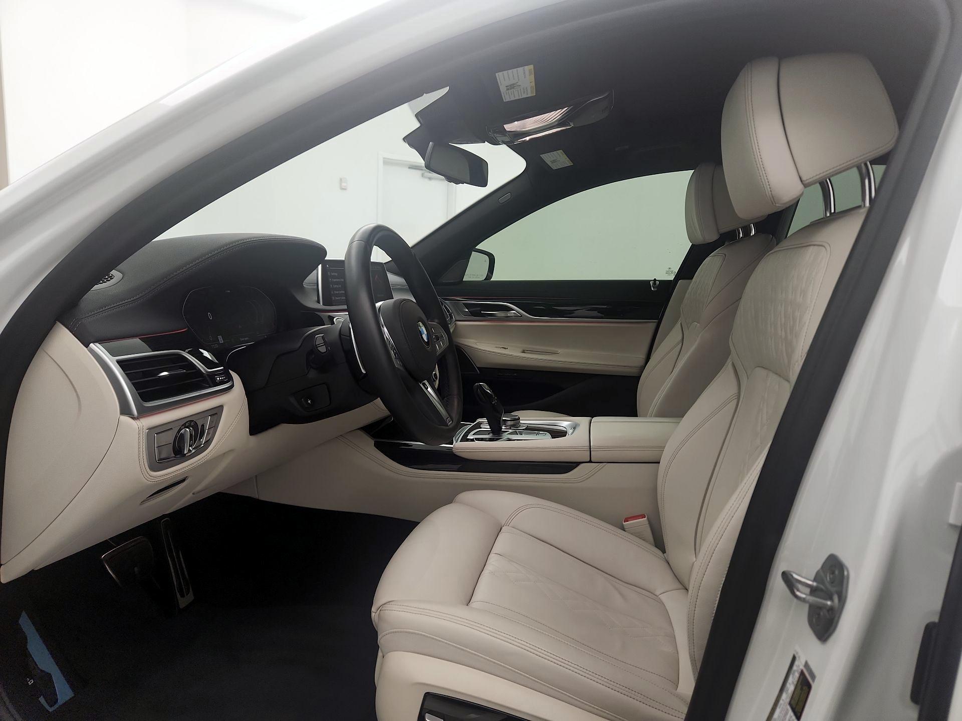 Thumbnail: 2020 BMW 7 Series - 11