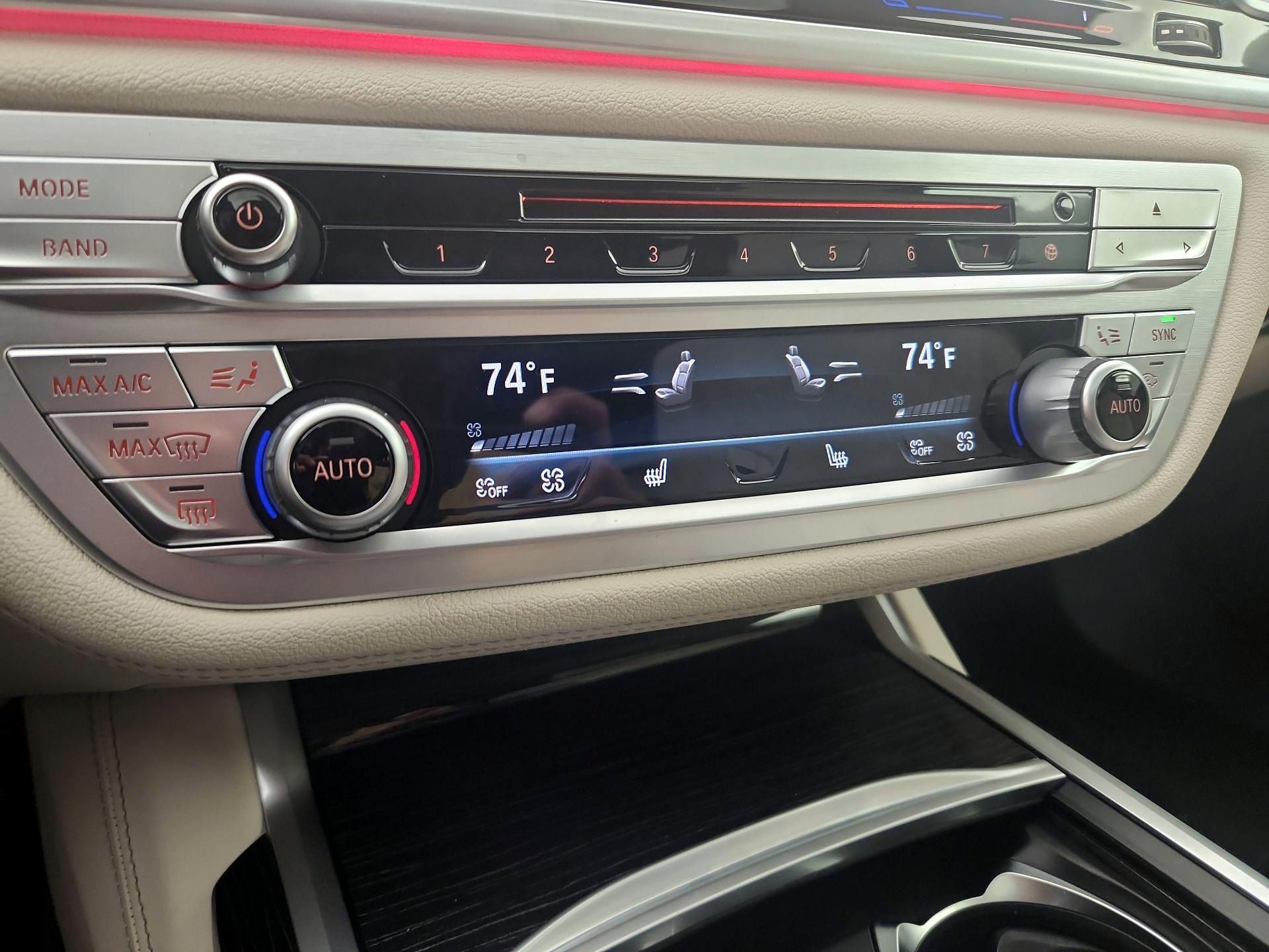 Thumbnail: 2020 BMW 7 Series - 17