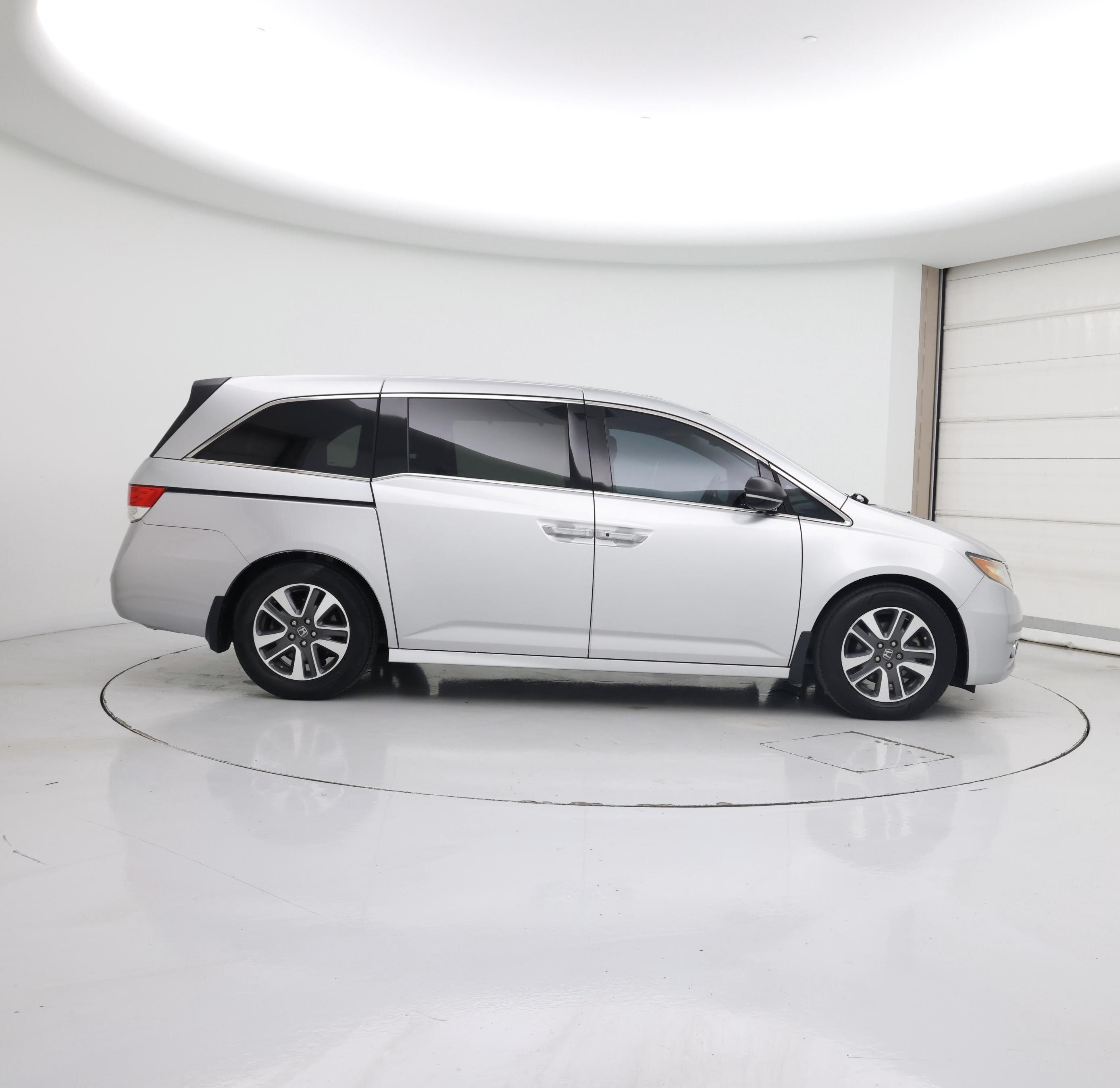 Thumbnail: 2015 Honda Odyssey - 7
