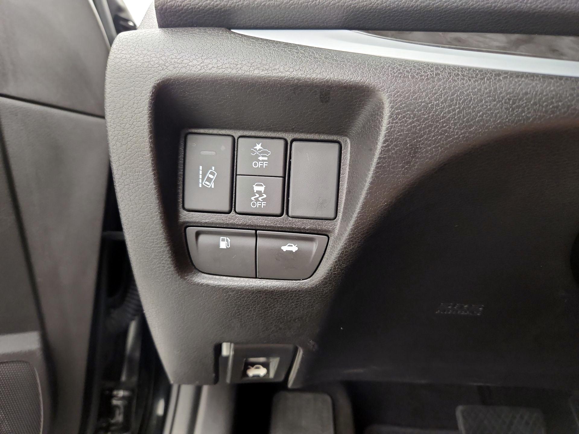 Thumbnail: 2019 Acura TLX - 13