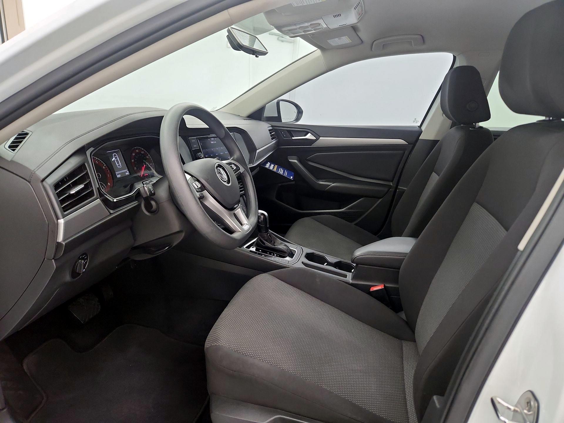 Thumbnail: 2020 Volkswagen Jetta - 11