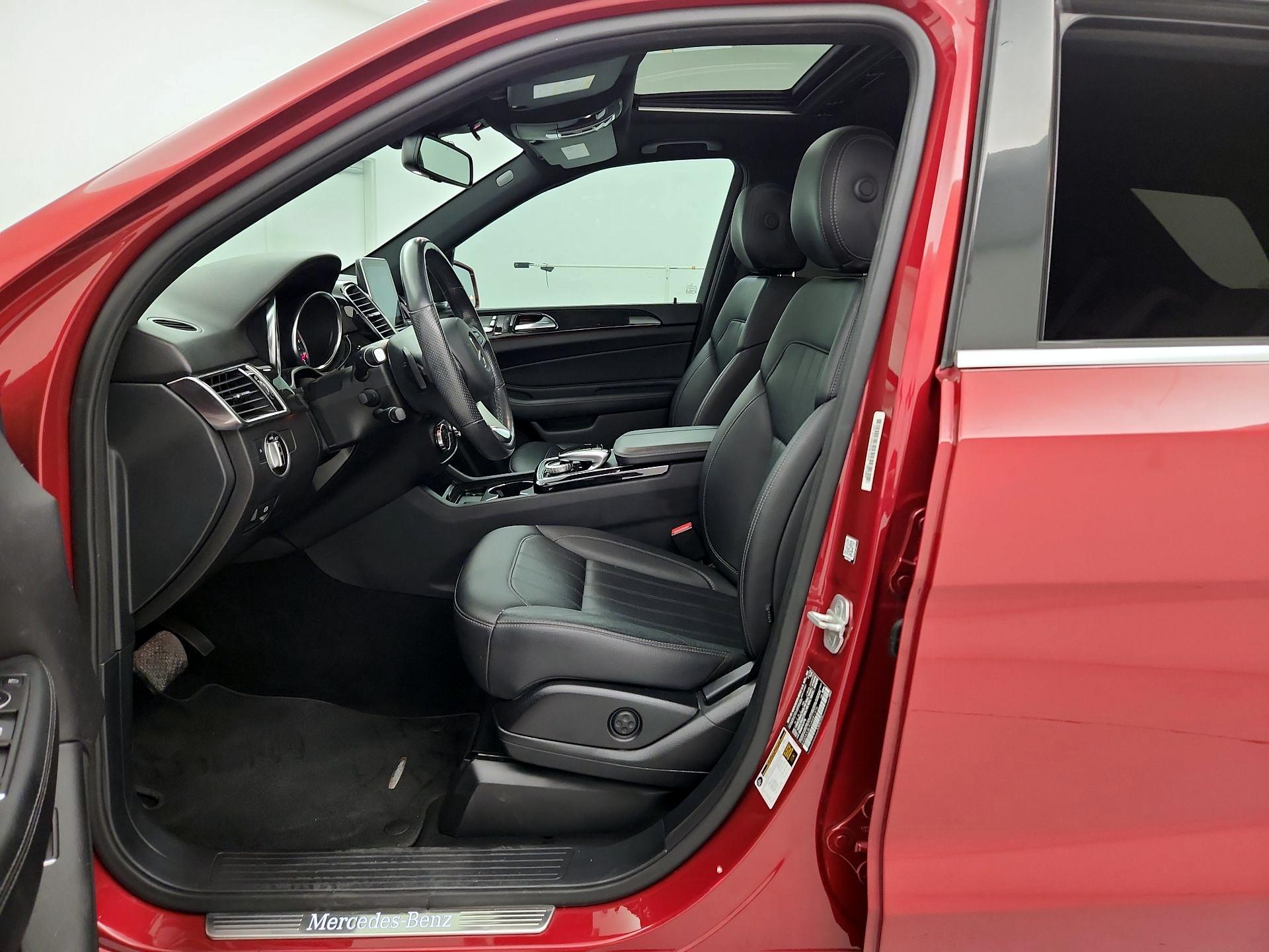 Thumbnail: 2016 Mercedes-Benz GLE - 11