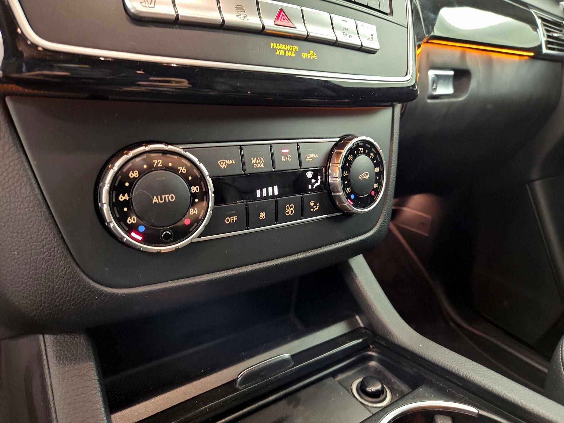 Thumbnail: 2016 Mercedes-Benz GLE - 17