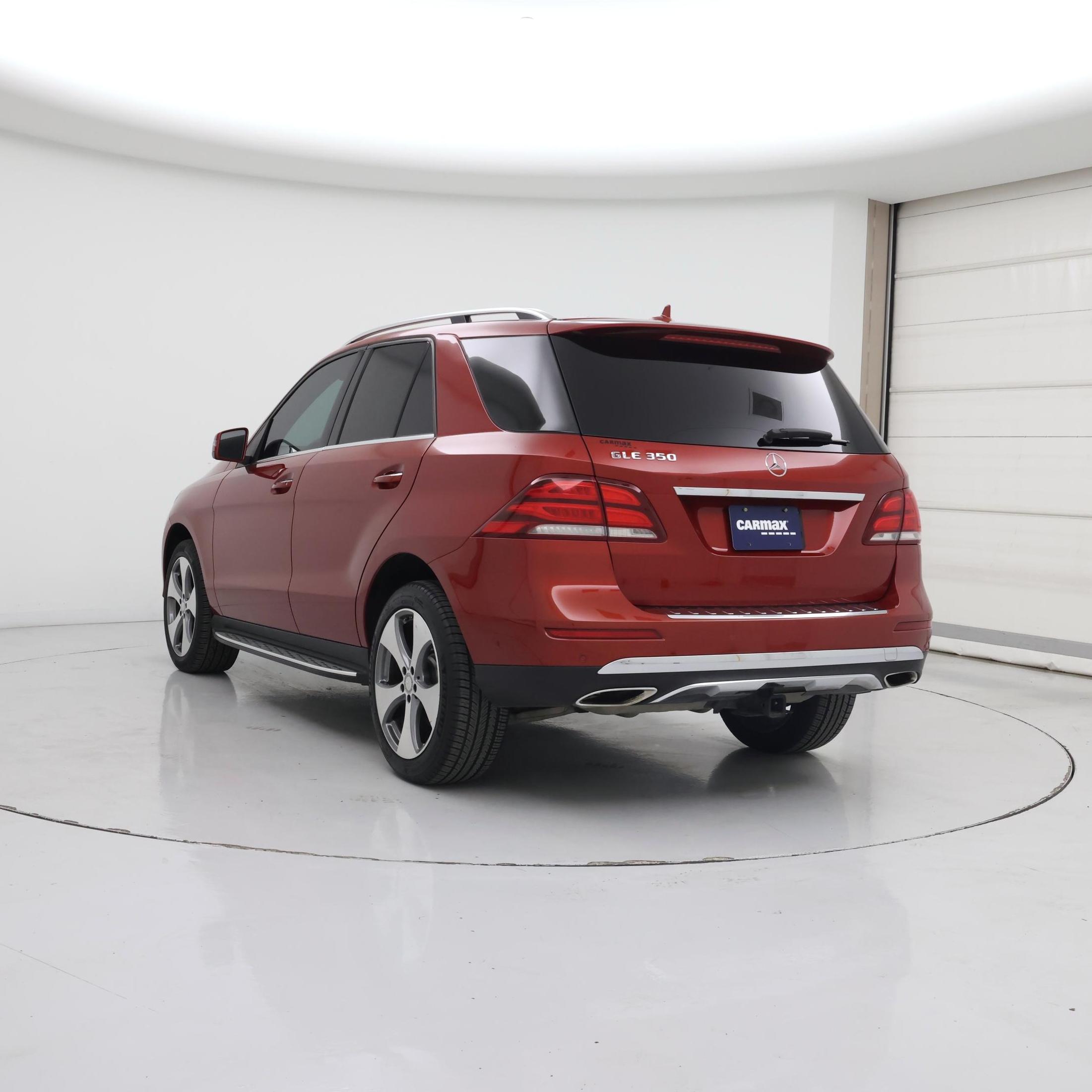 Thumbnail: 2016 Mercedes-Benz GLE - 2