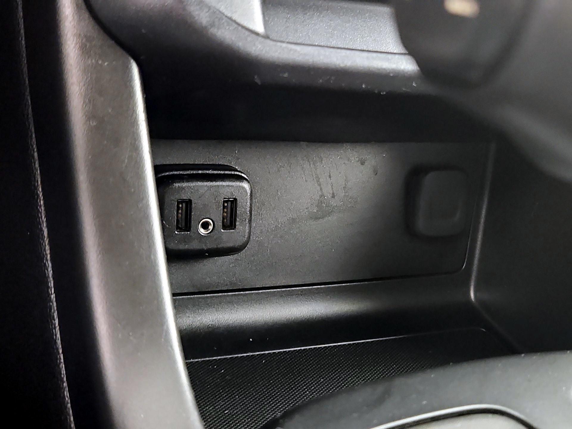 Thumbnail: 2021 Chevrolet Colorado - 18