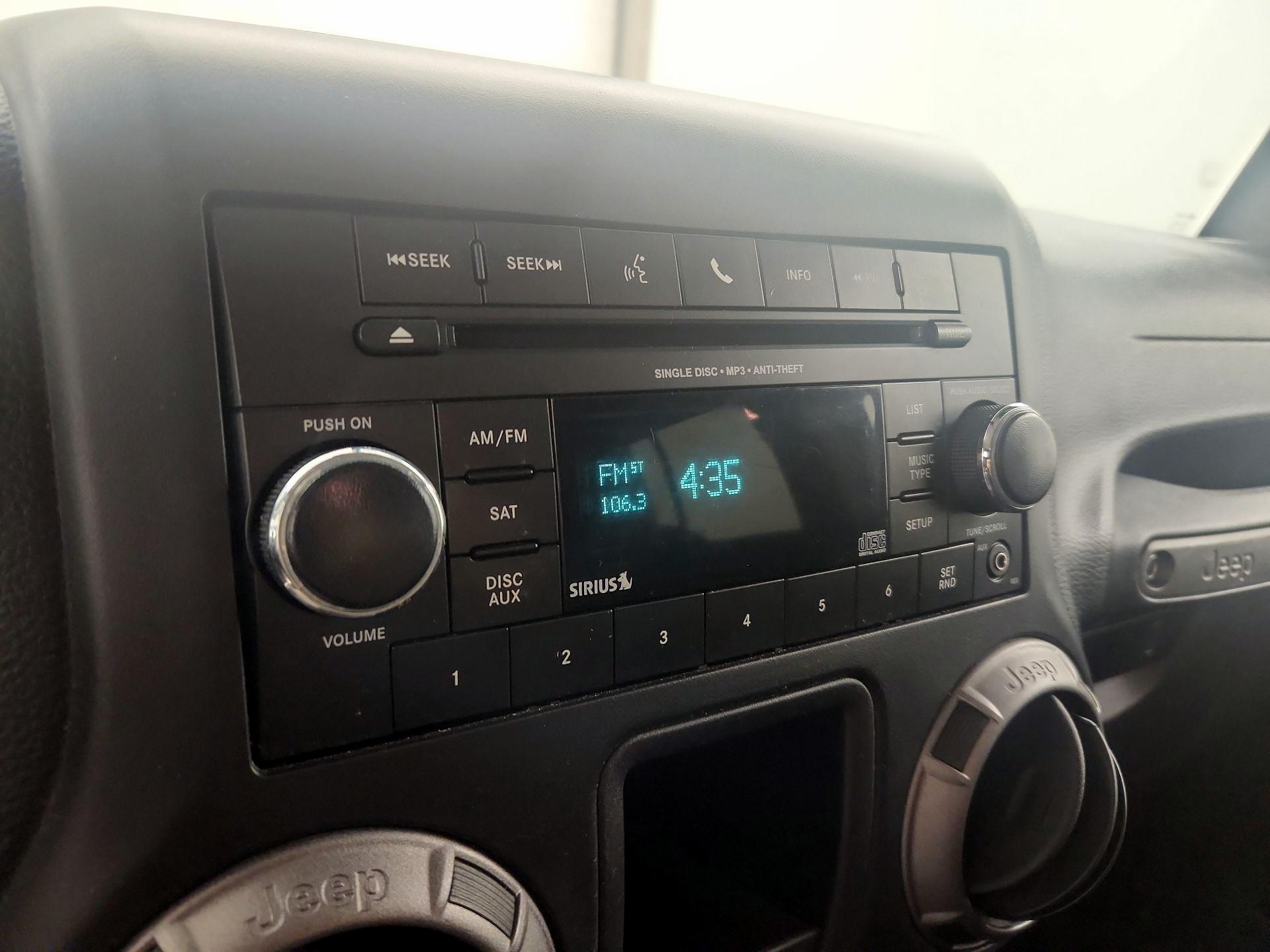 Thumbnail: 2017 Jeep Wrangler - 13