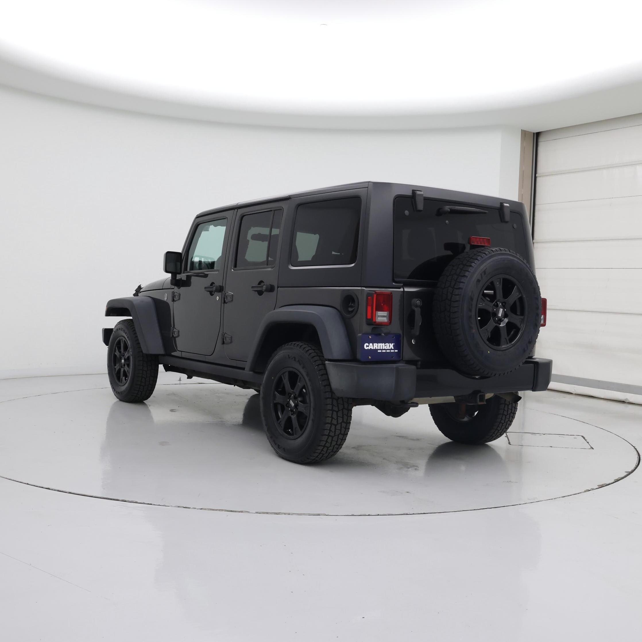 Thumbnail: 2017 Jeep Wrangler - 2