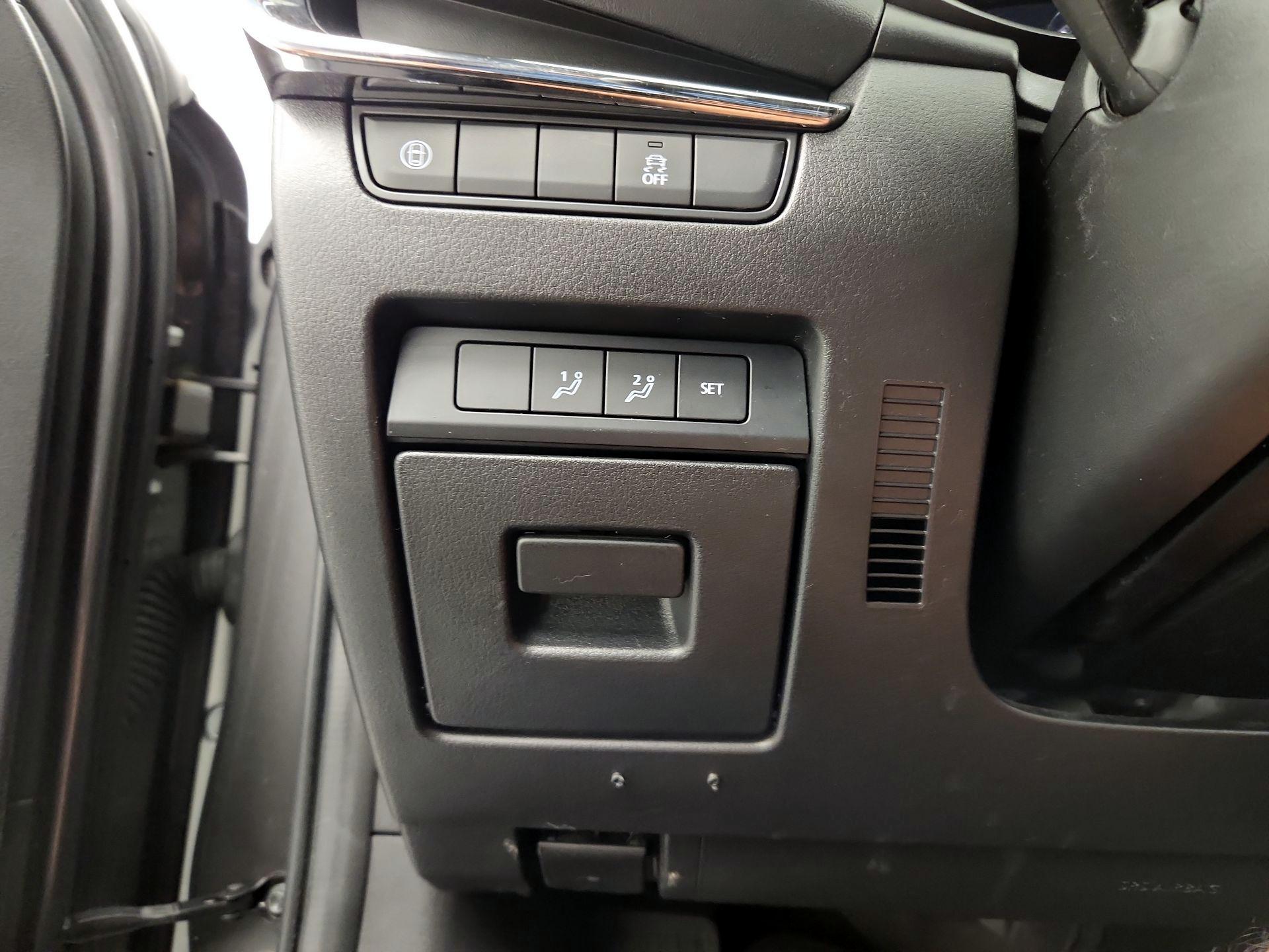 Thumbnail: 2020 Mazda Mazda3 - 13