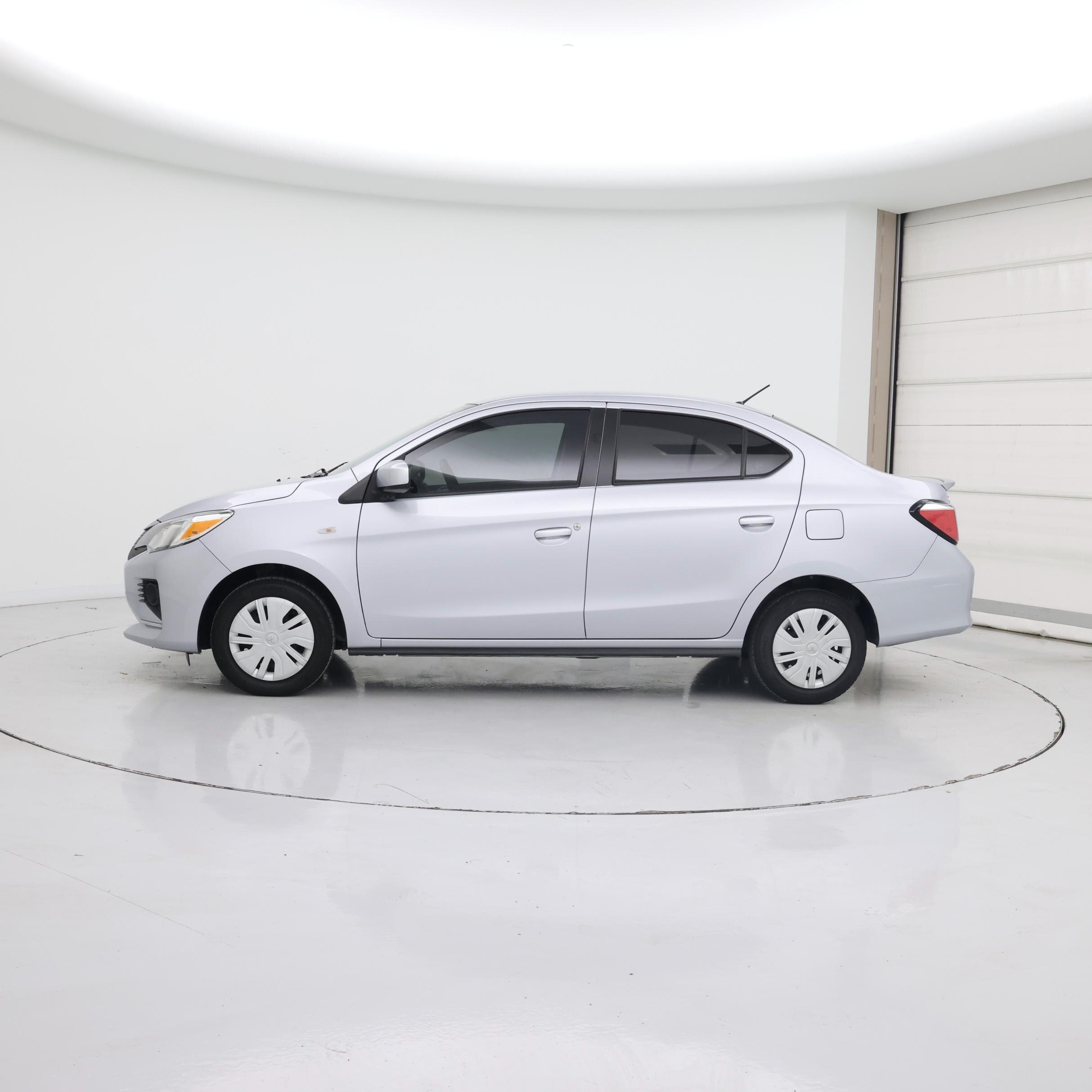 Thumbnail: 2023 Mitsubishi Mirage G4 - 3