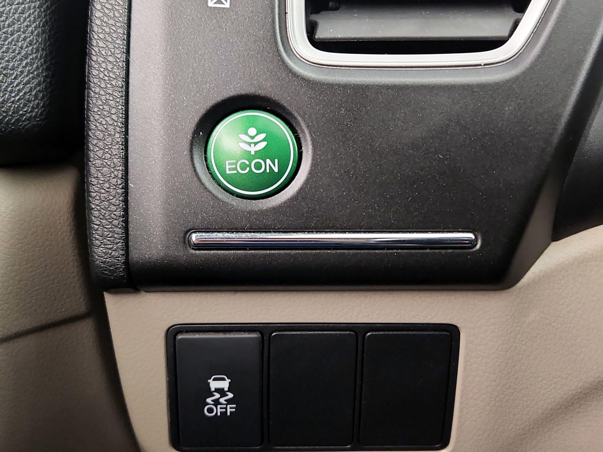 Thumbnail: 2014 Honda Civic - 13