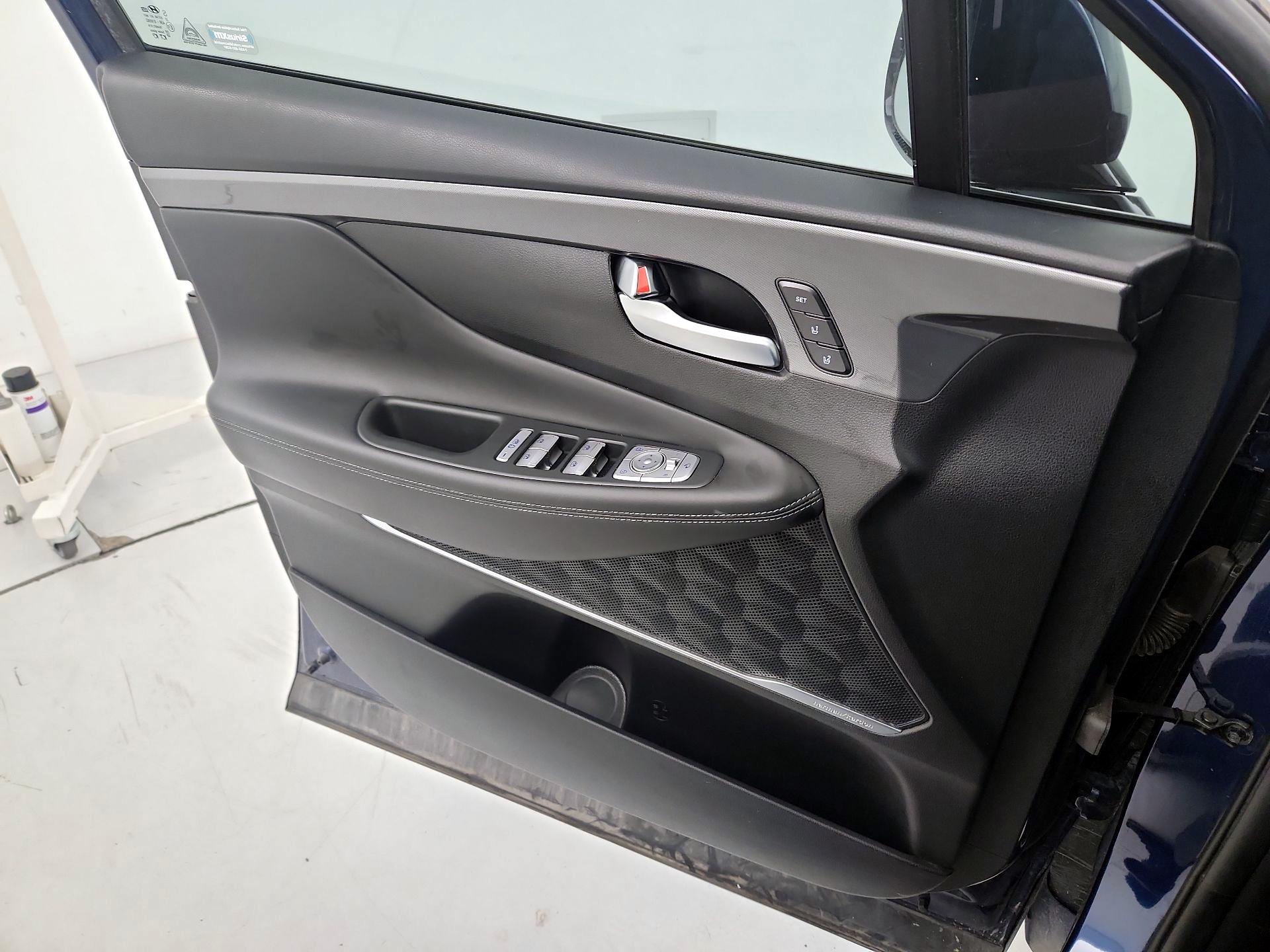 Thumbnail: 2022 Hyundai Santa Fe - 12