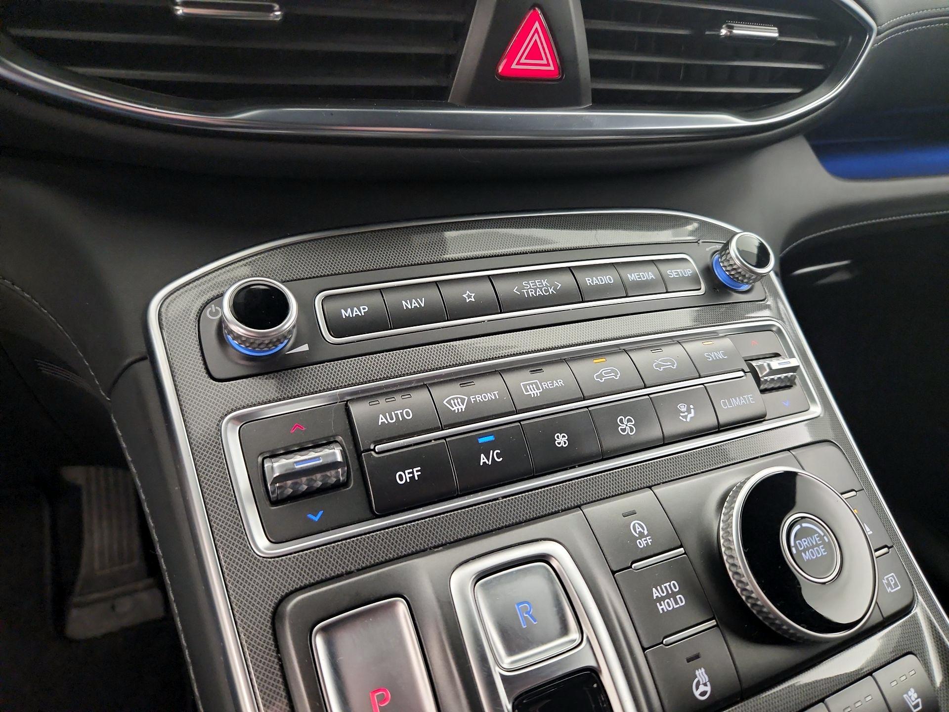 Thumbnail: 2022 Hyundai Santa Fe - 17