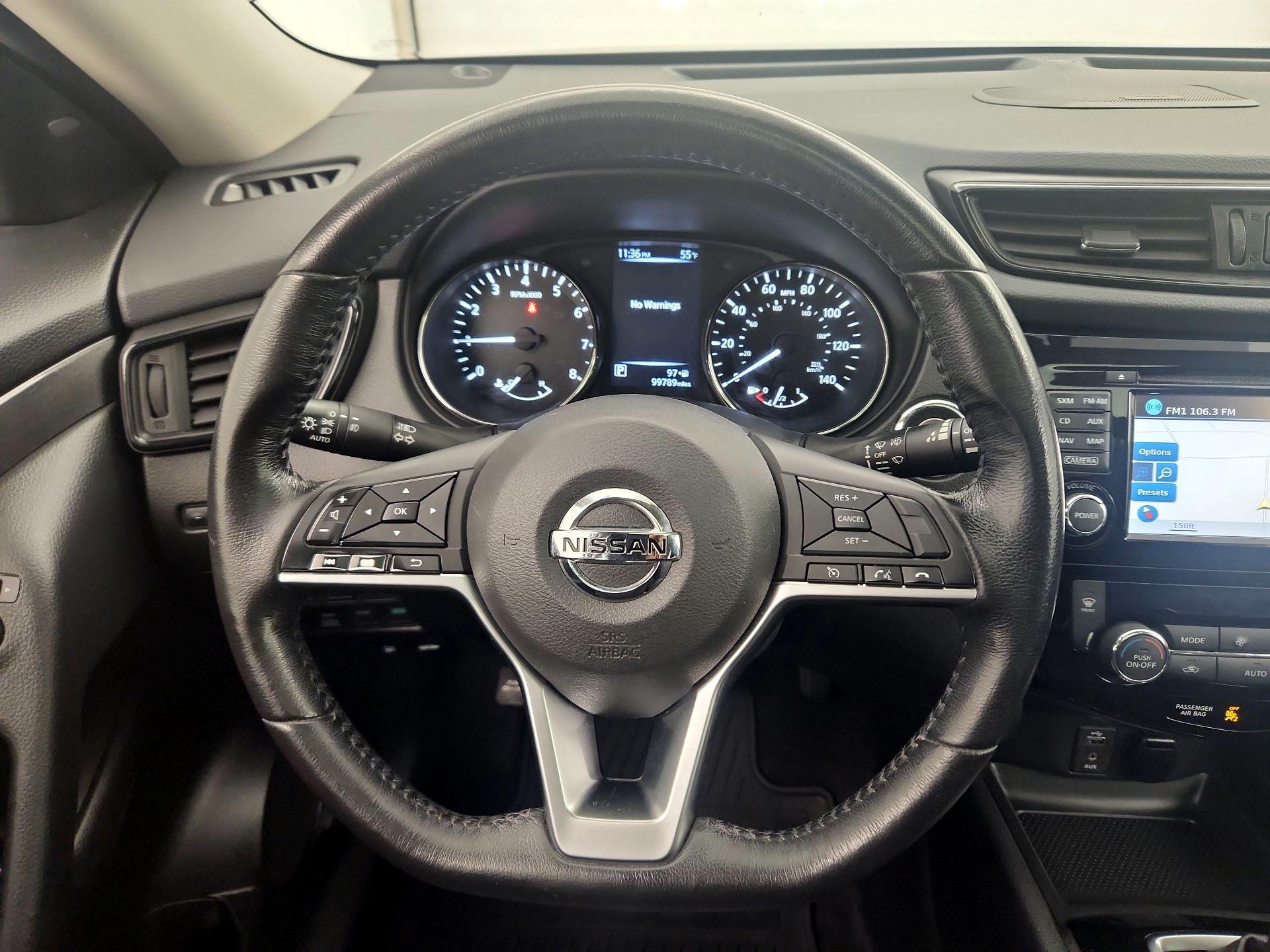 Thumbnail: 2017 Nissan Rogue - 10