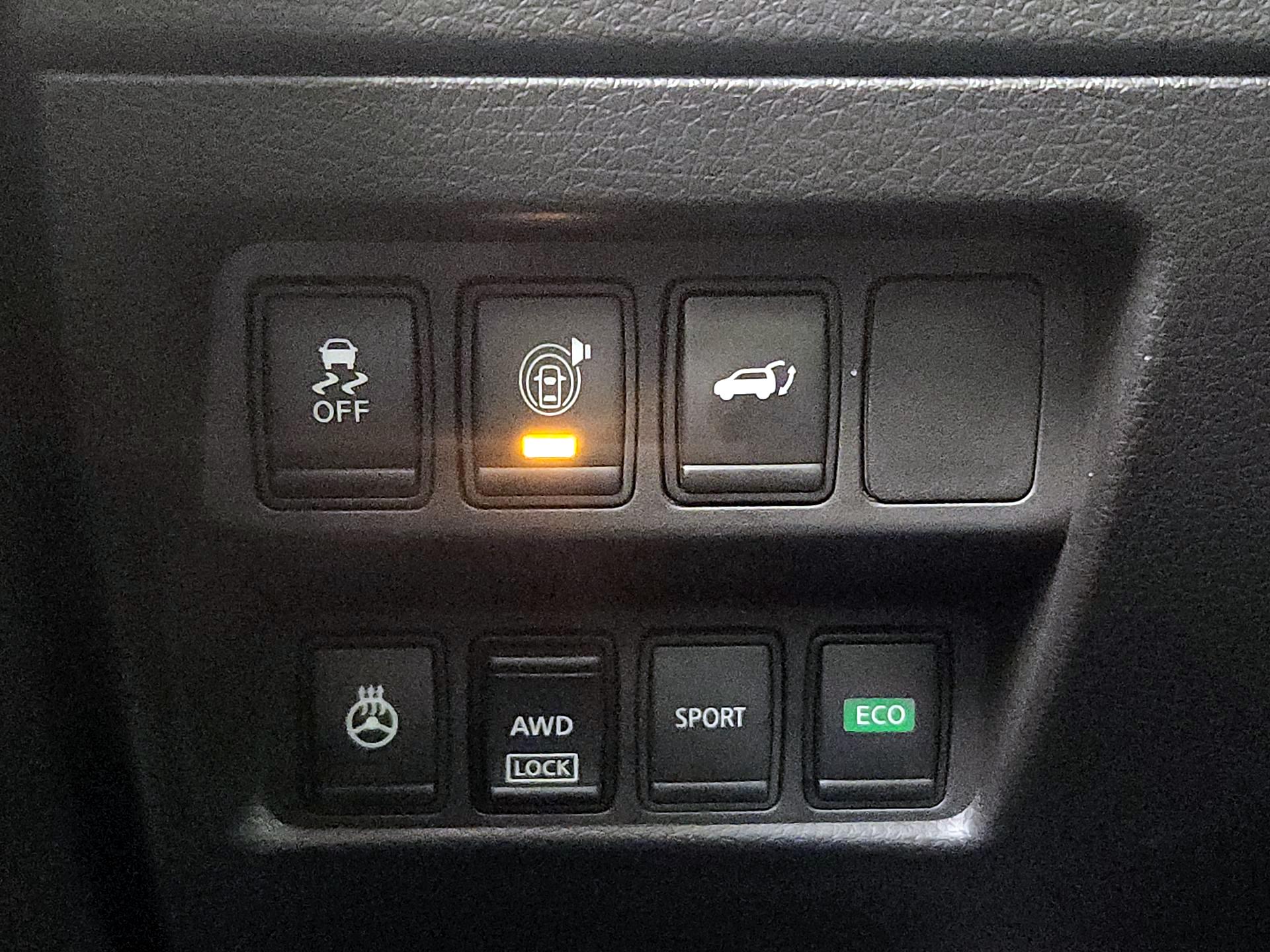 Thumbnail: 2017 Nissan Rogue - 13