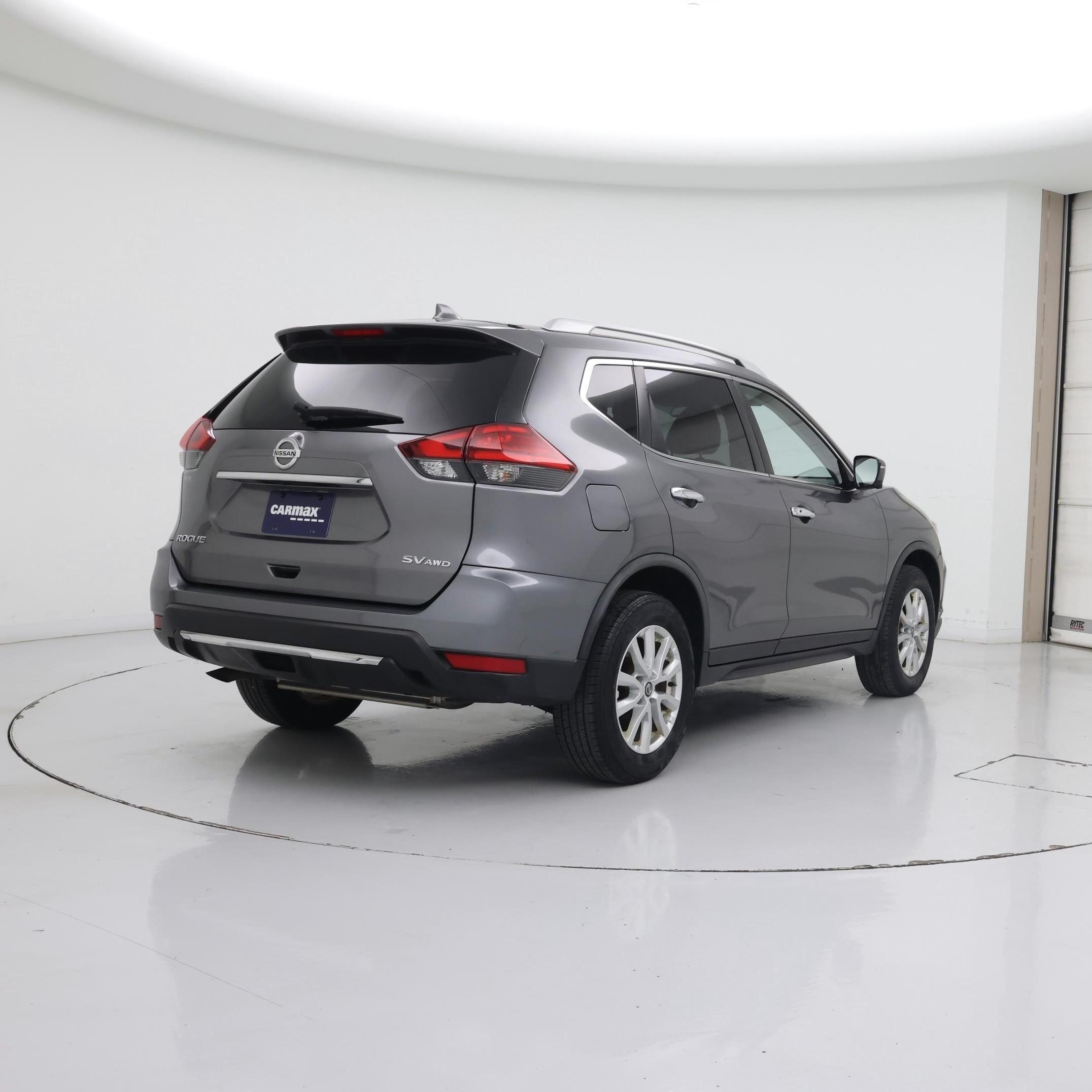 Thumbnail: 2017 Nissan Rogue - 8