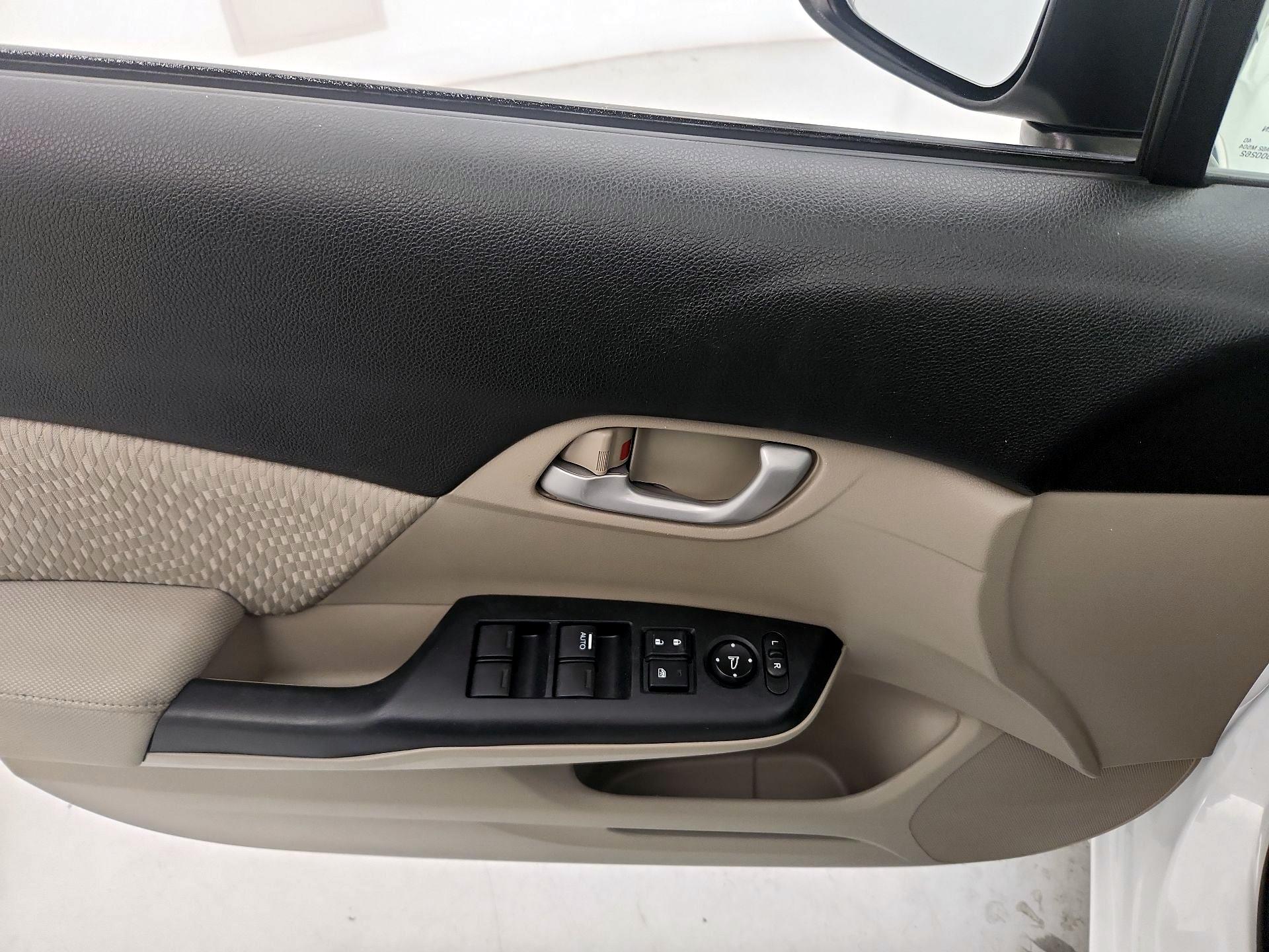 Thumbnail: 2014 Honda Civic - 12