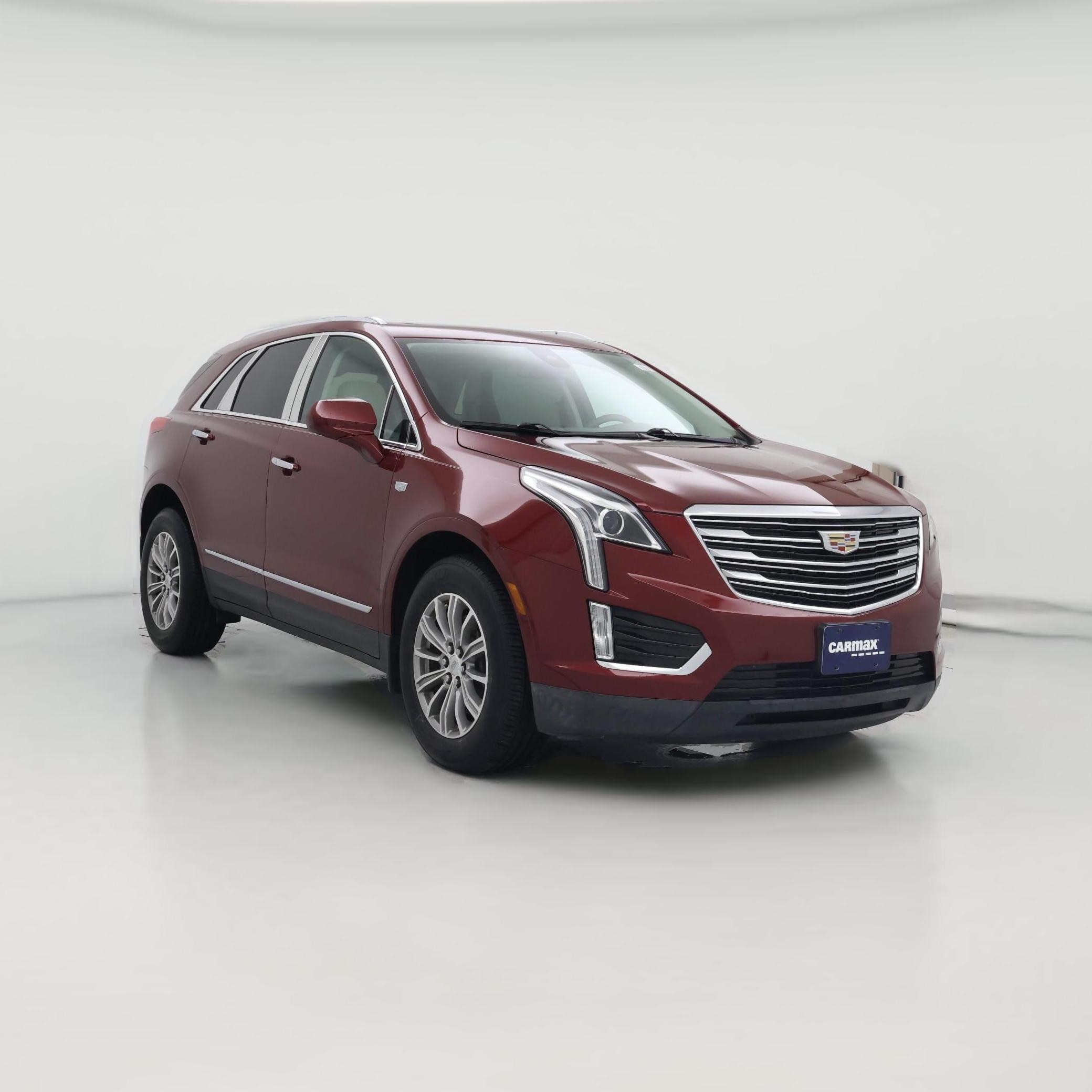 Thumbnail: 2017 Cadillac XT5 - 1