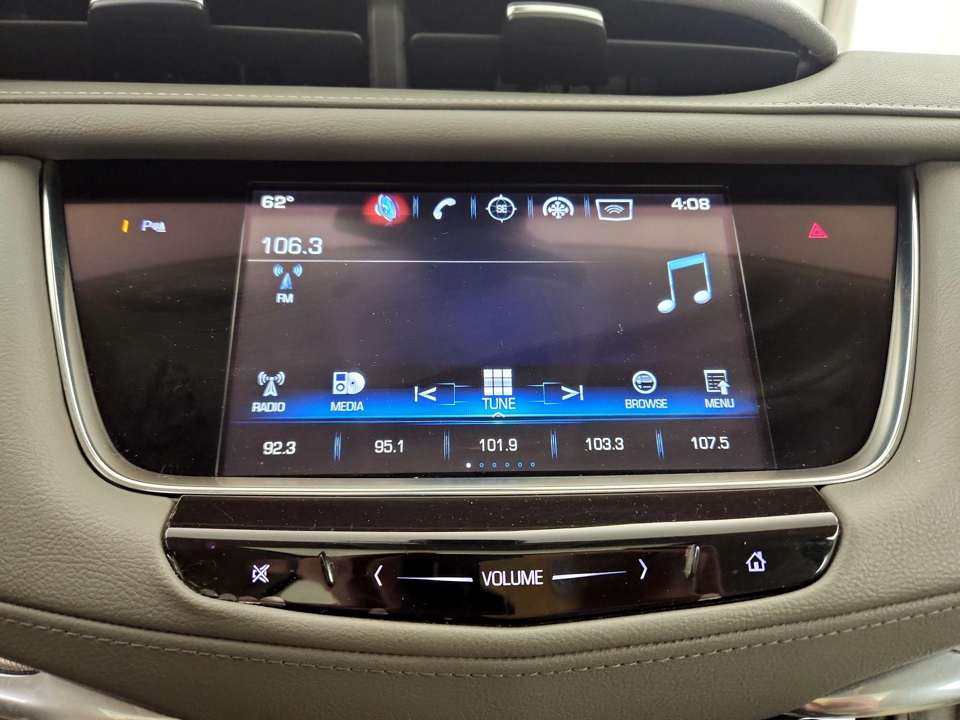 Thumbnail: 2017 Cadillac XT5 - 16