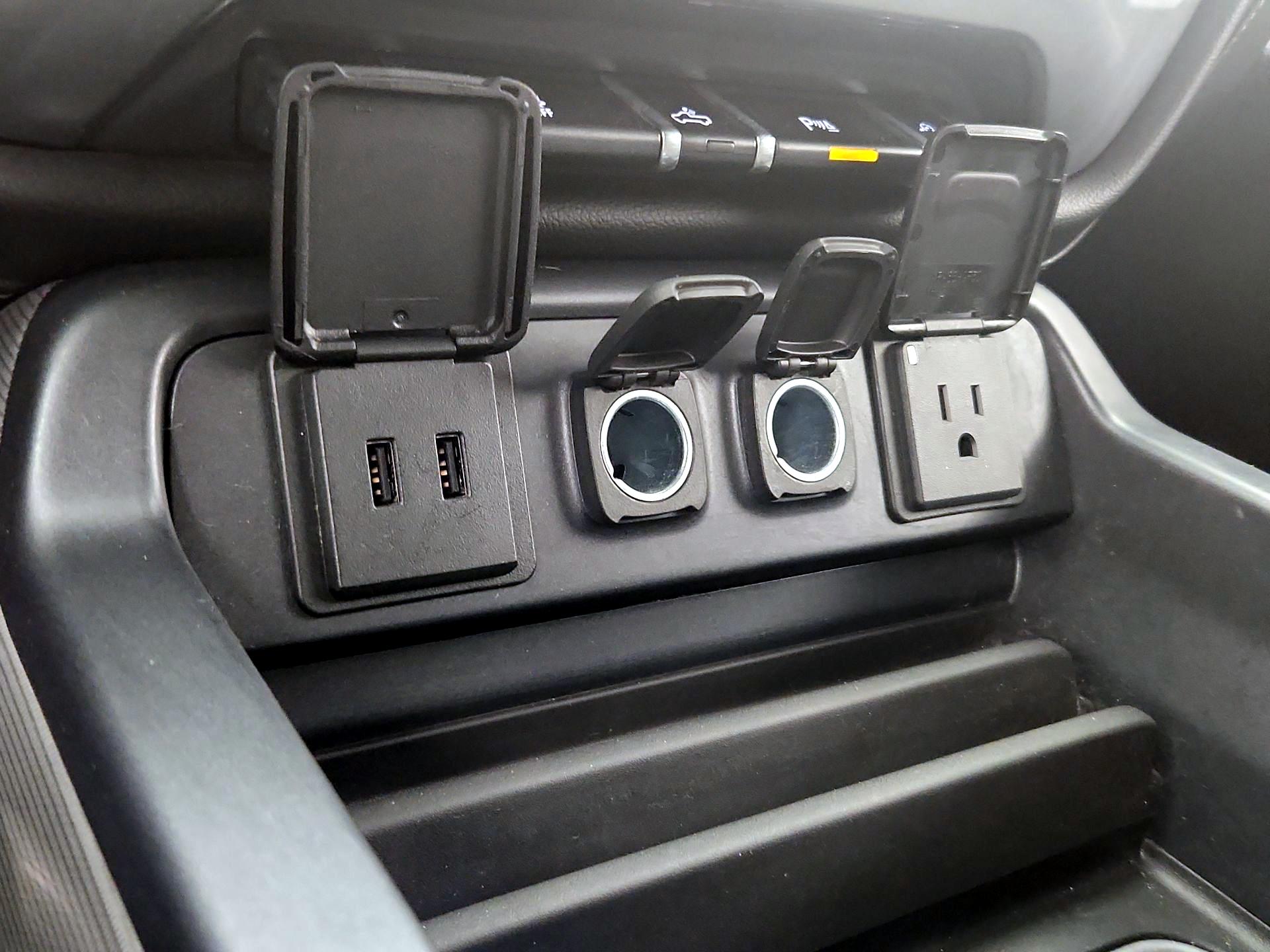 Thumbnail: 2017 Chevrolet Silverado 2500 - 18