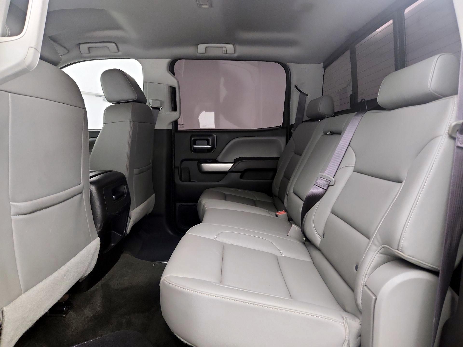 Thumbnail: 2017 Chevrolet Silverado 2500 - 19