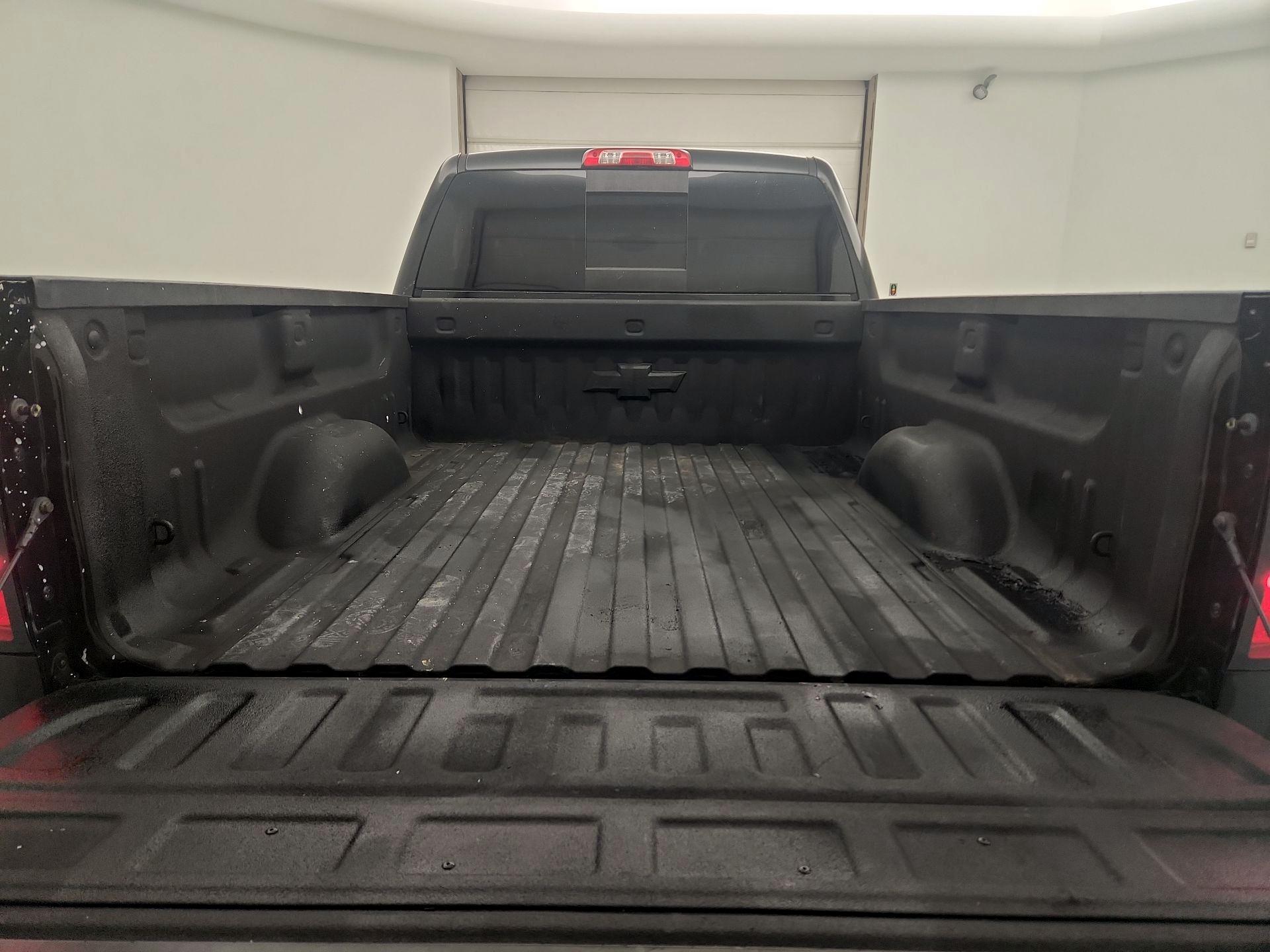 Thumbnail: 2017 Chevrolet Silverado 2500 - 20