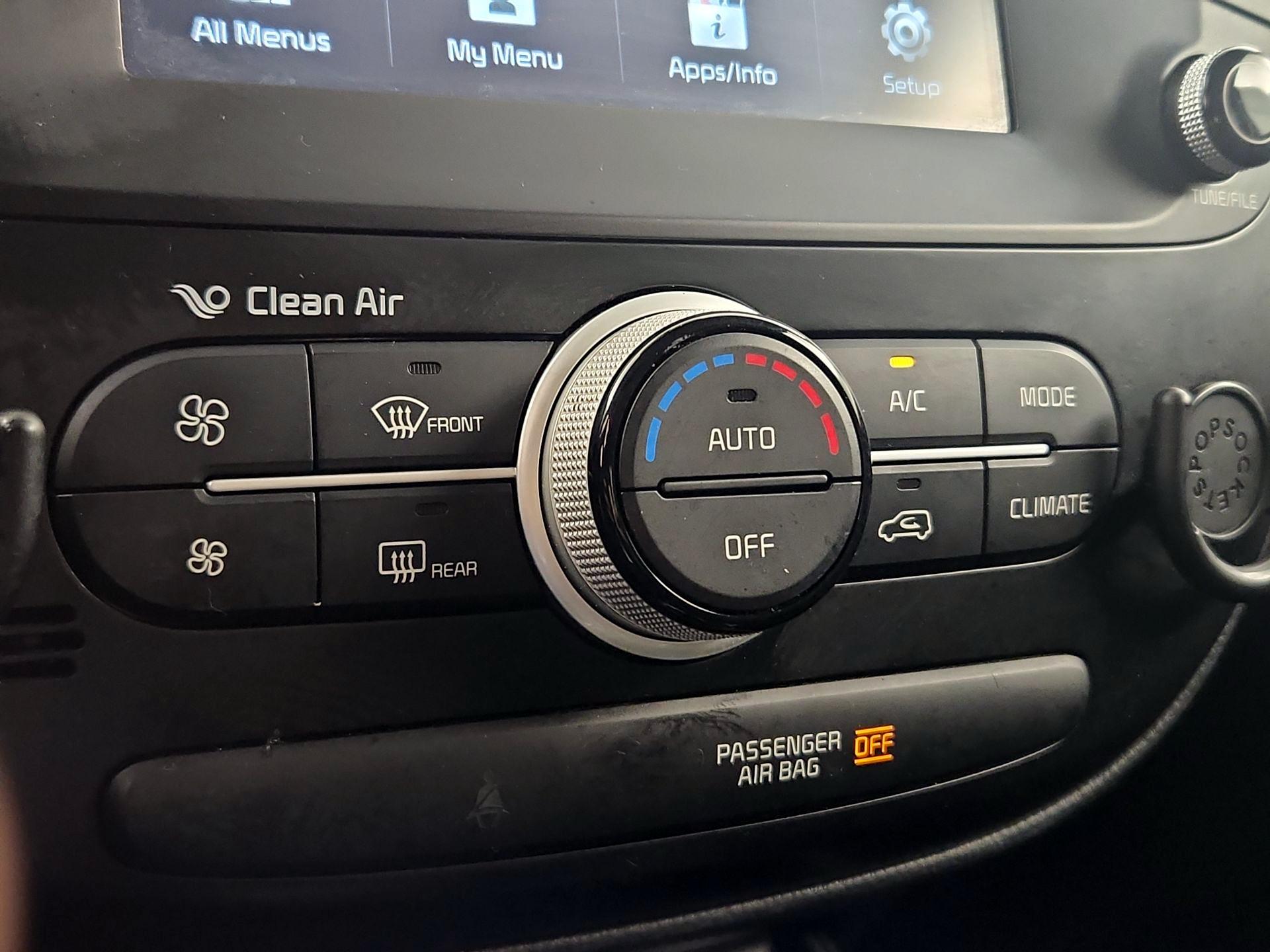 Thumbnail: 2019 Kia Soul - 16