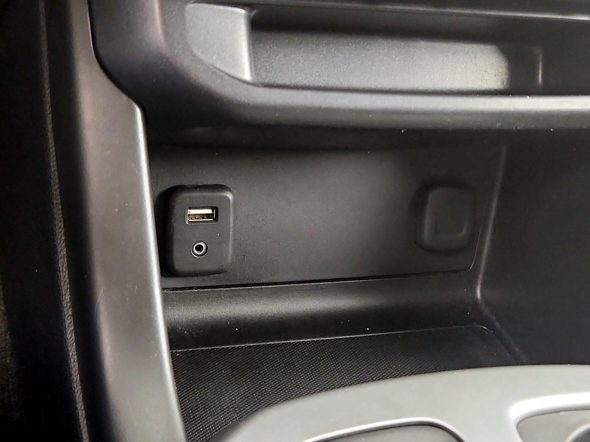 Thumbnail: 2016 Chevrolet Colorado - 18