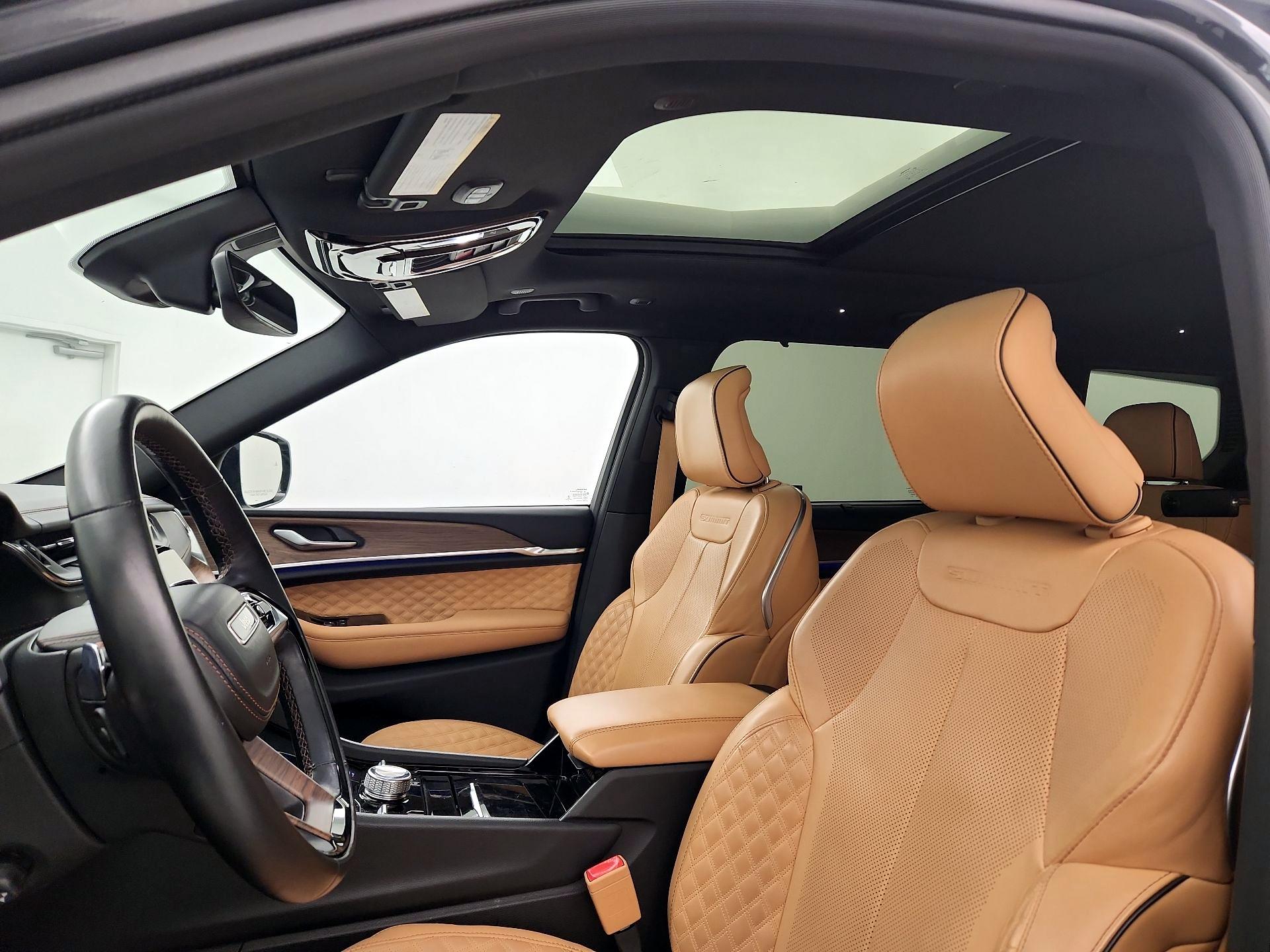 Thumbnail: 2021 Jeep Grand Cherokee L - 20