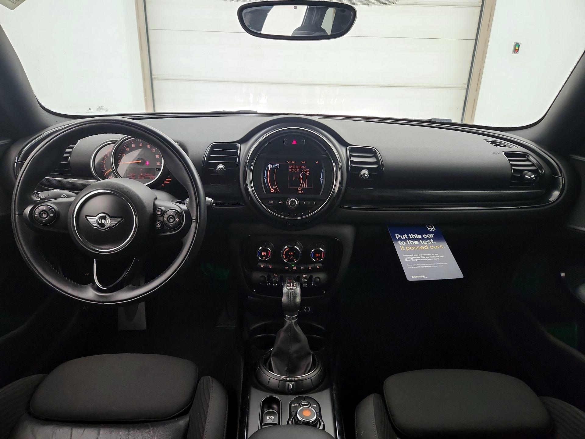 Thumbnail: 2017 MINI Cooper Clubman - 9