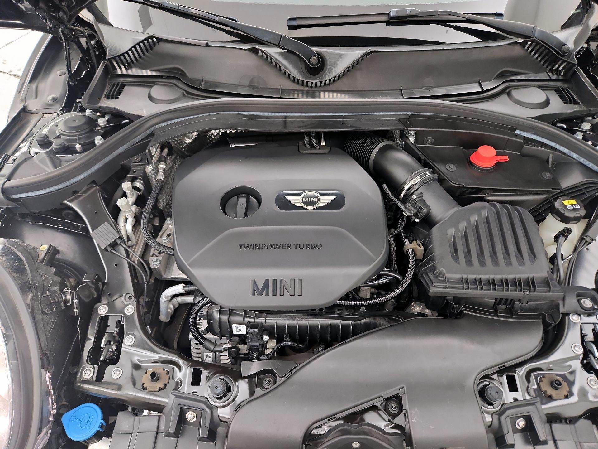 Thumbnail: 2017 MINI Cooper Clubman - 20