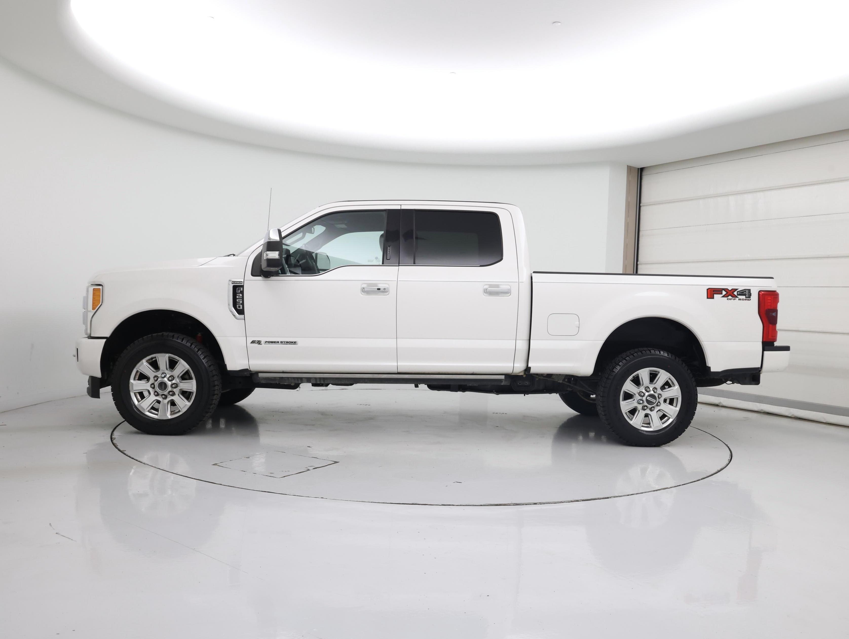 Thumbnail: 2017 Ford F-250 - 3