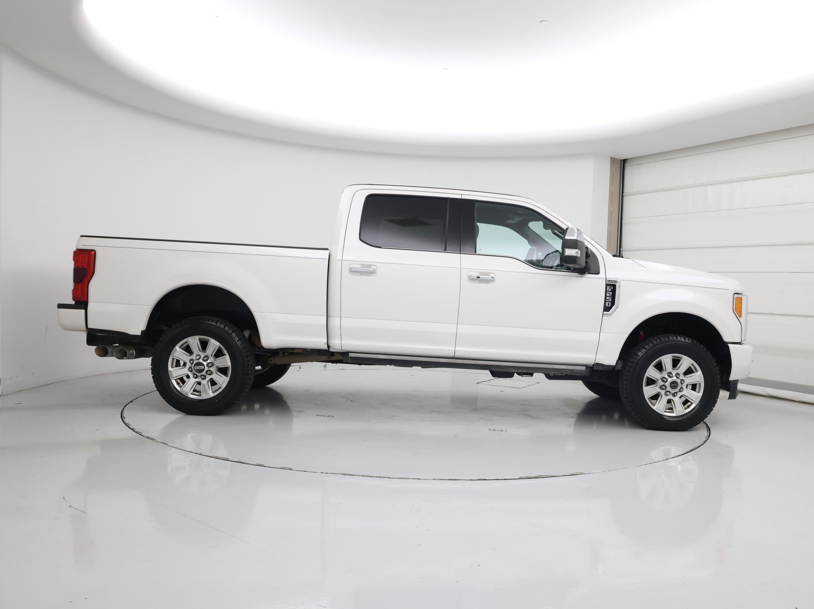 Thumbnail: 2017 Ford F-250 - 7