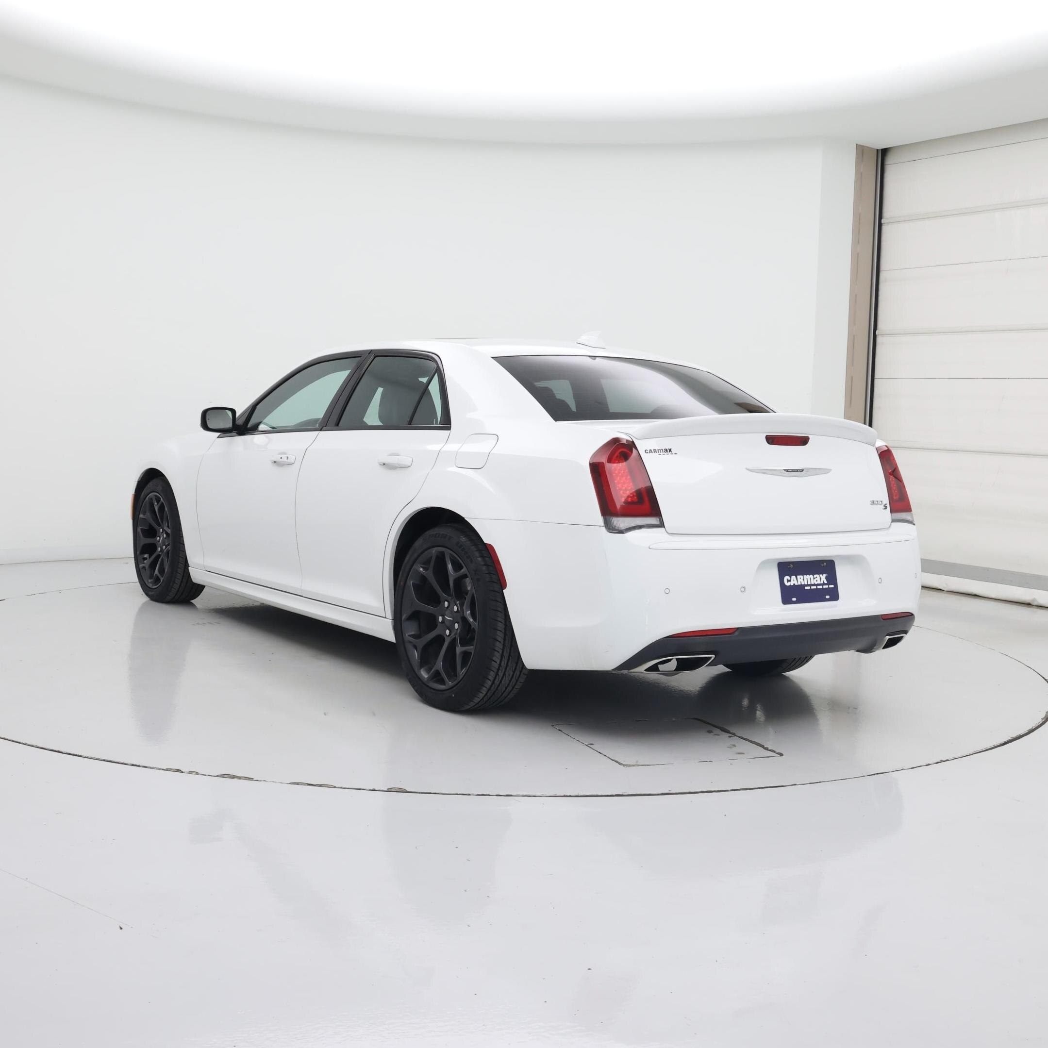 Thumbnail: 2019 Chrysler 300 - 2