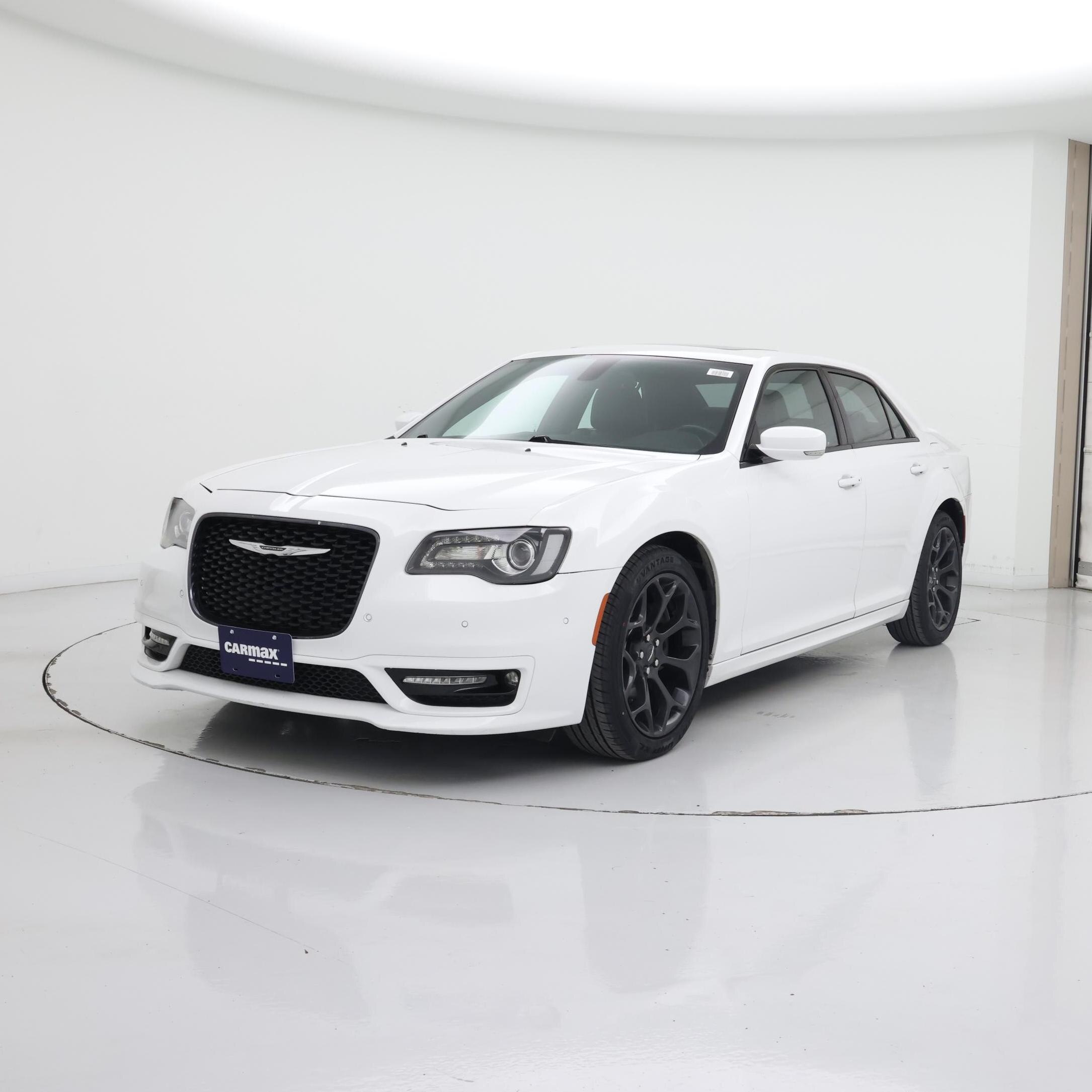 Thumbnail: 2019 Chrysler 300 - 4