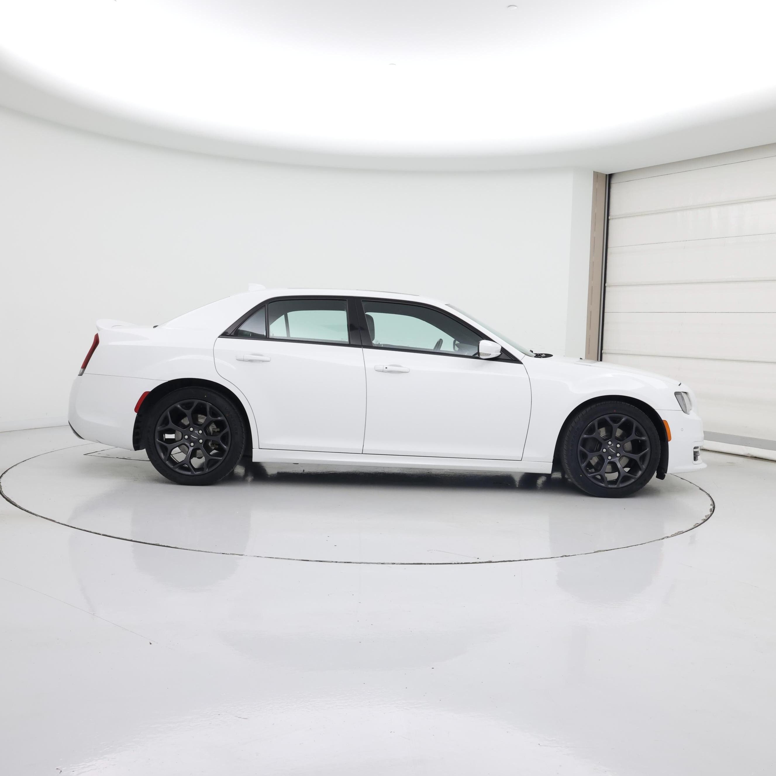 Thumbnail: 2019 Chrysler 300 - 7