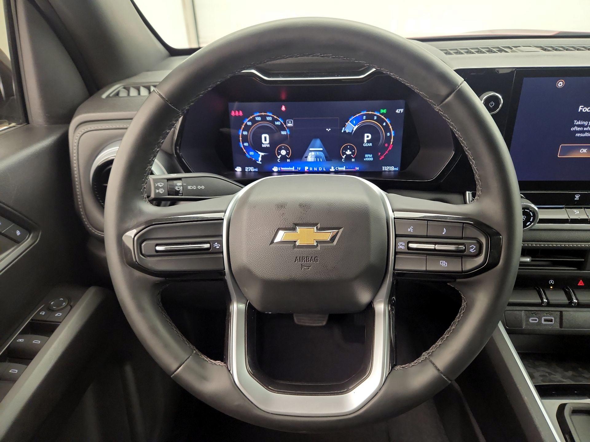 Thumbnail: 2024 Chevrolet Colorado - 10