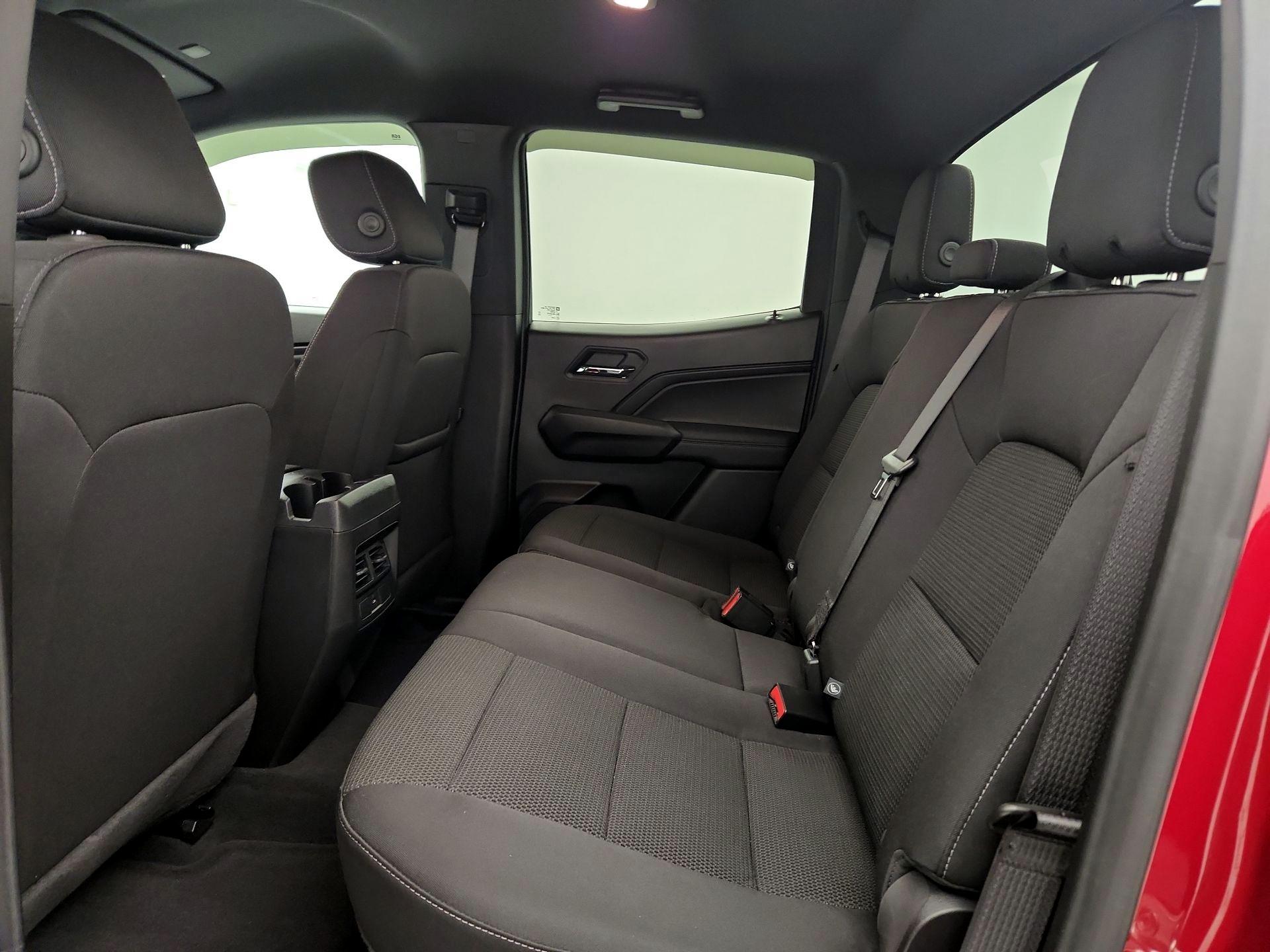 Thumbnail: 2024 Chevrolet Colorado - 20